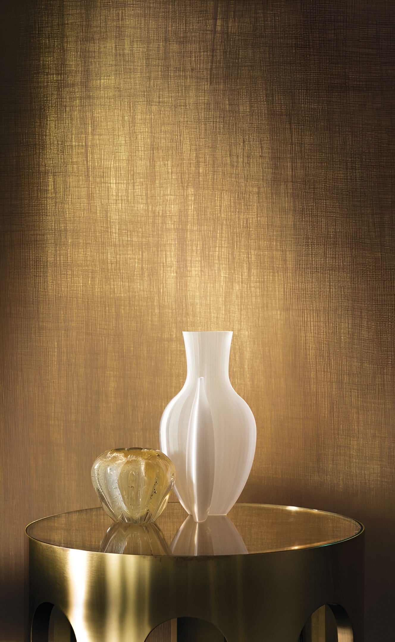 Textile wallpaper with a metallic structure HEMERA - SAND beige