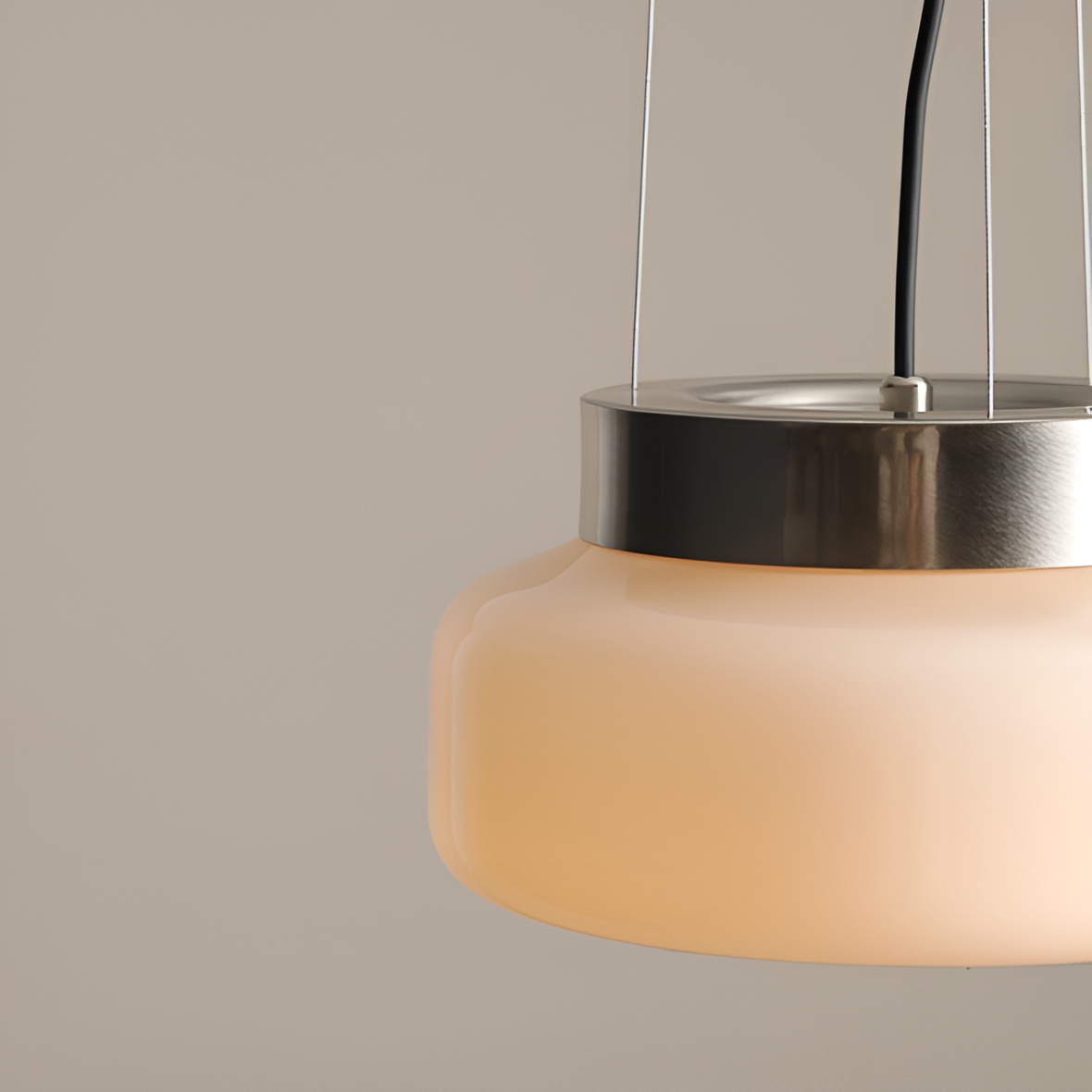 Bonbon beige hanging lamp