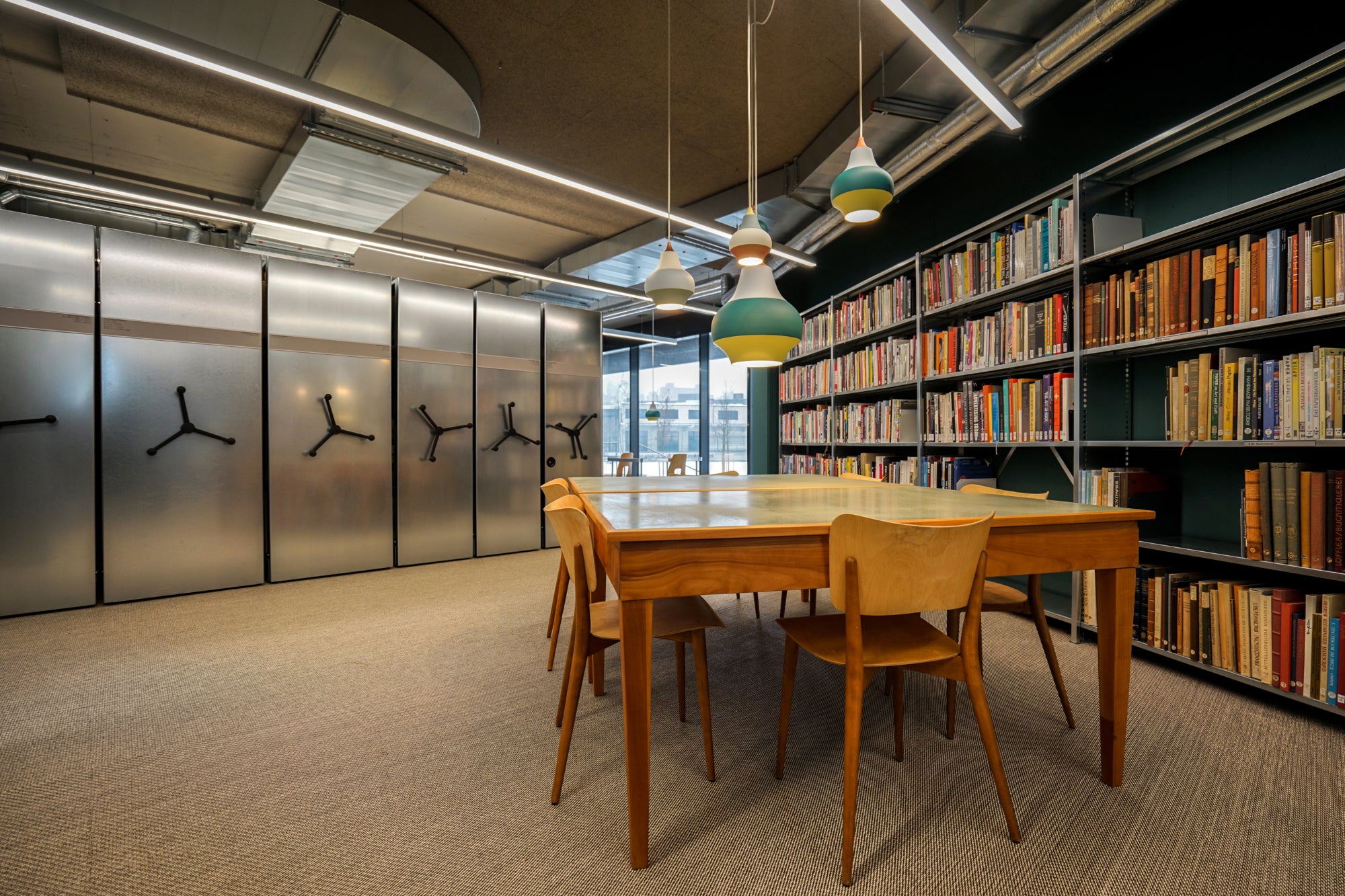 Pendant lamp CIRQUE yellow-green-blue with red tip