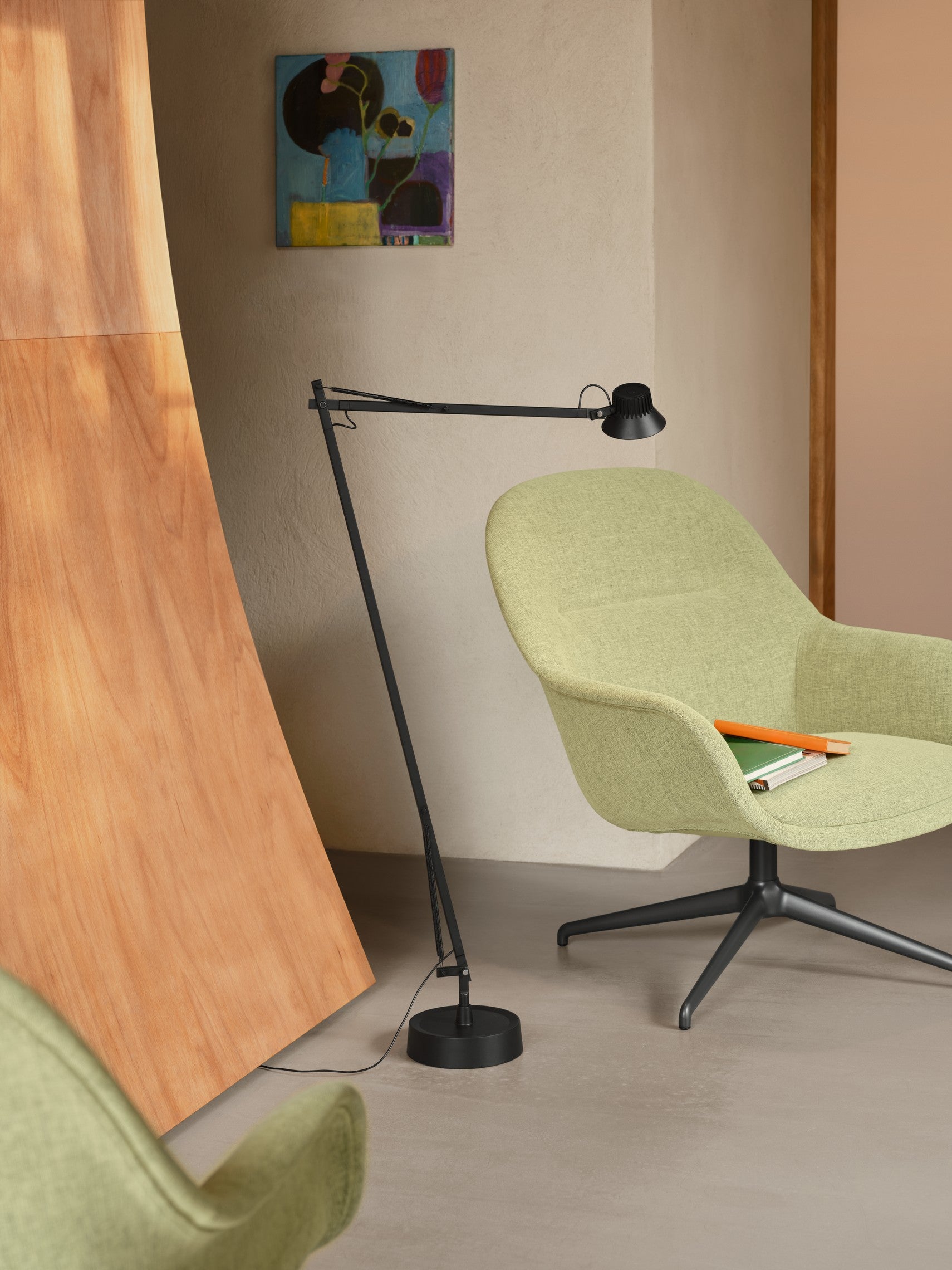 Adjustable reading floor lamp DEDICATE black