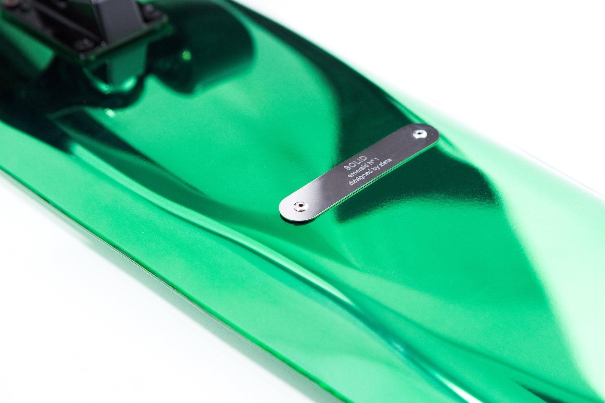 Dekoracja BOLID zielony inox Zieta Studio Eye on Design