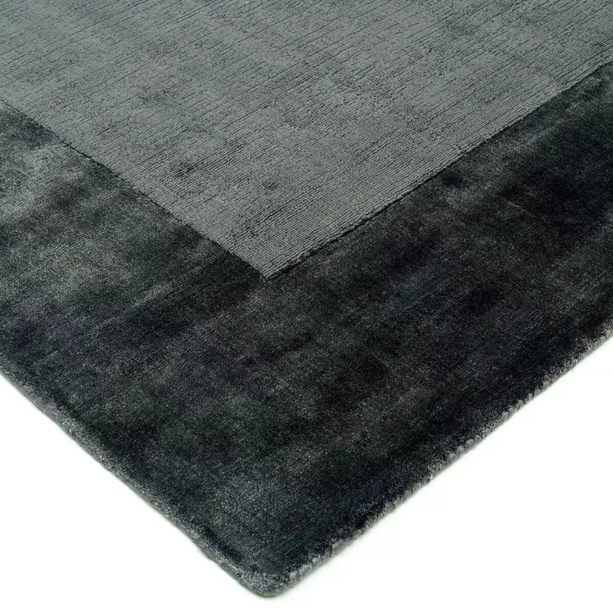 Dywan prostokątny ARACELIS ciemnozielony Carpet Decor Eye on Design