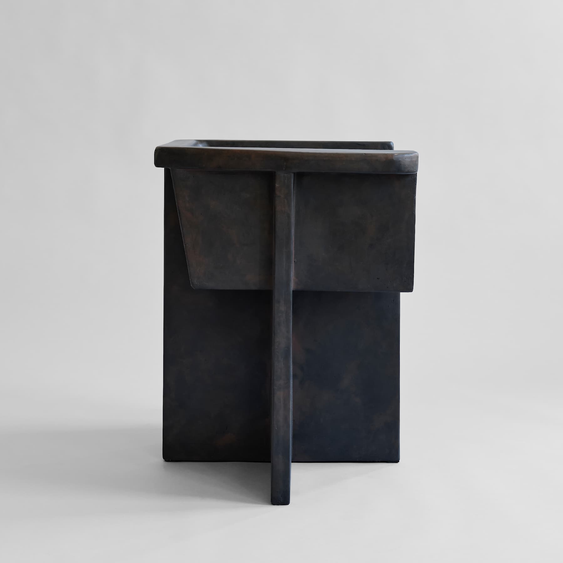 BRUTUS coffee chair