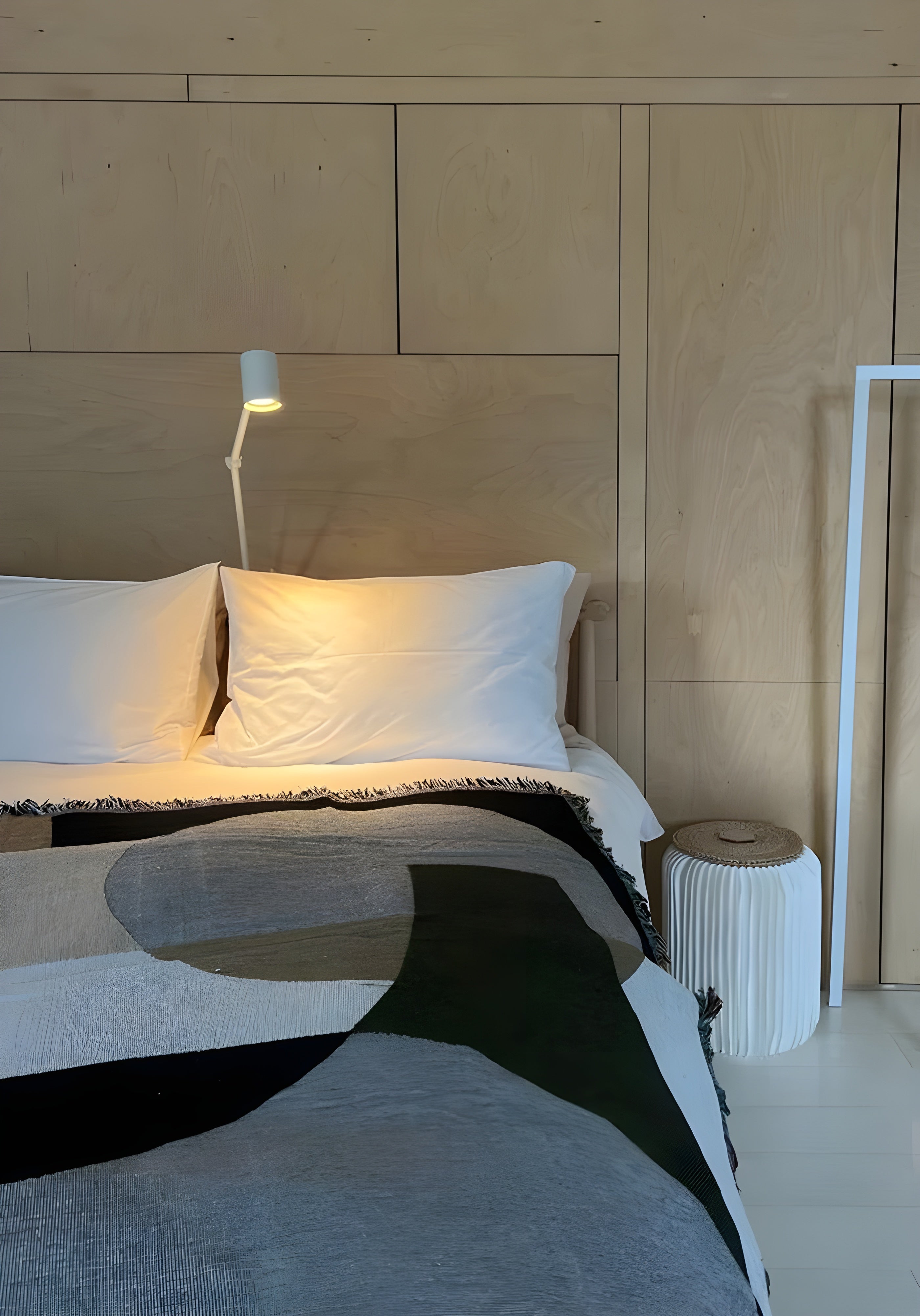 Narzuta ENTIRE TAPESTRY beige mit olivgrünem