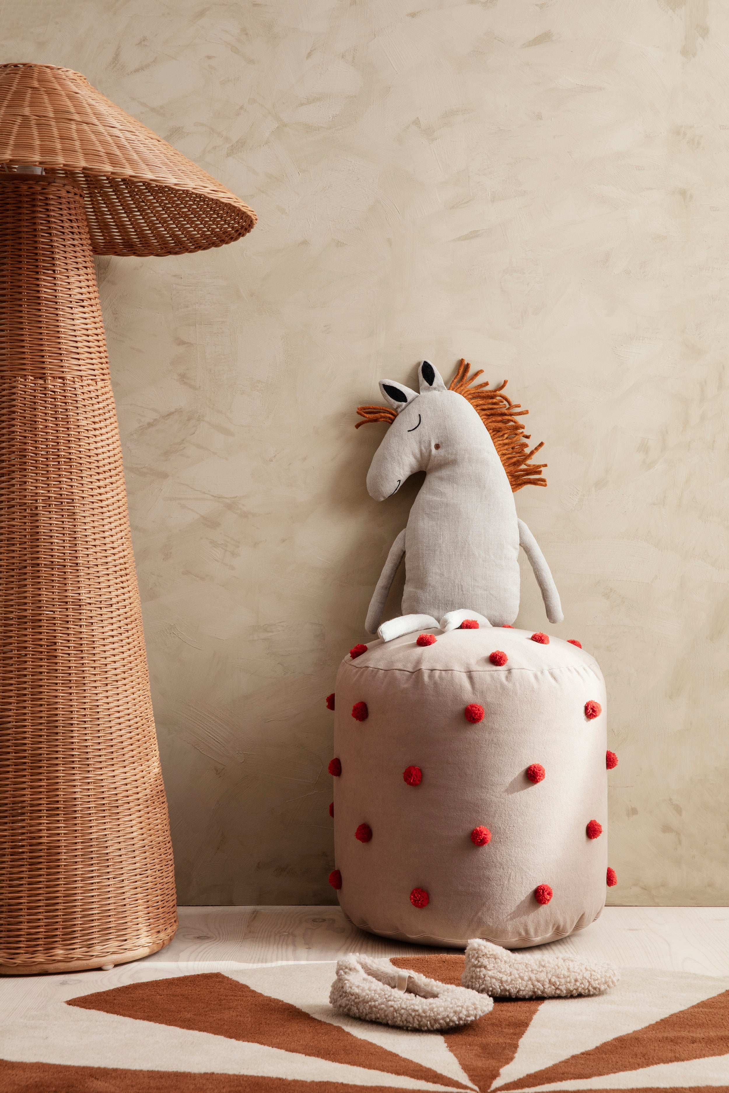 Dou Rattan floor lamp