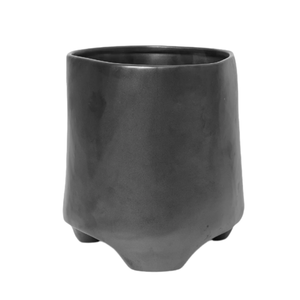 ESCA pot in black