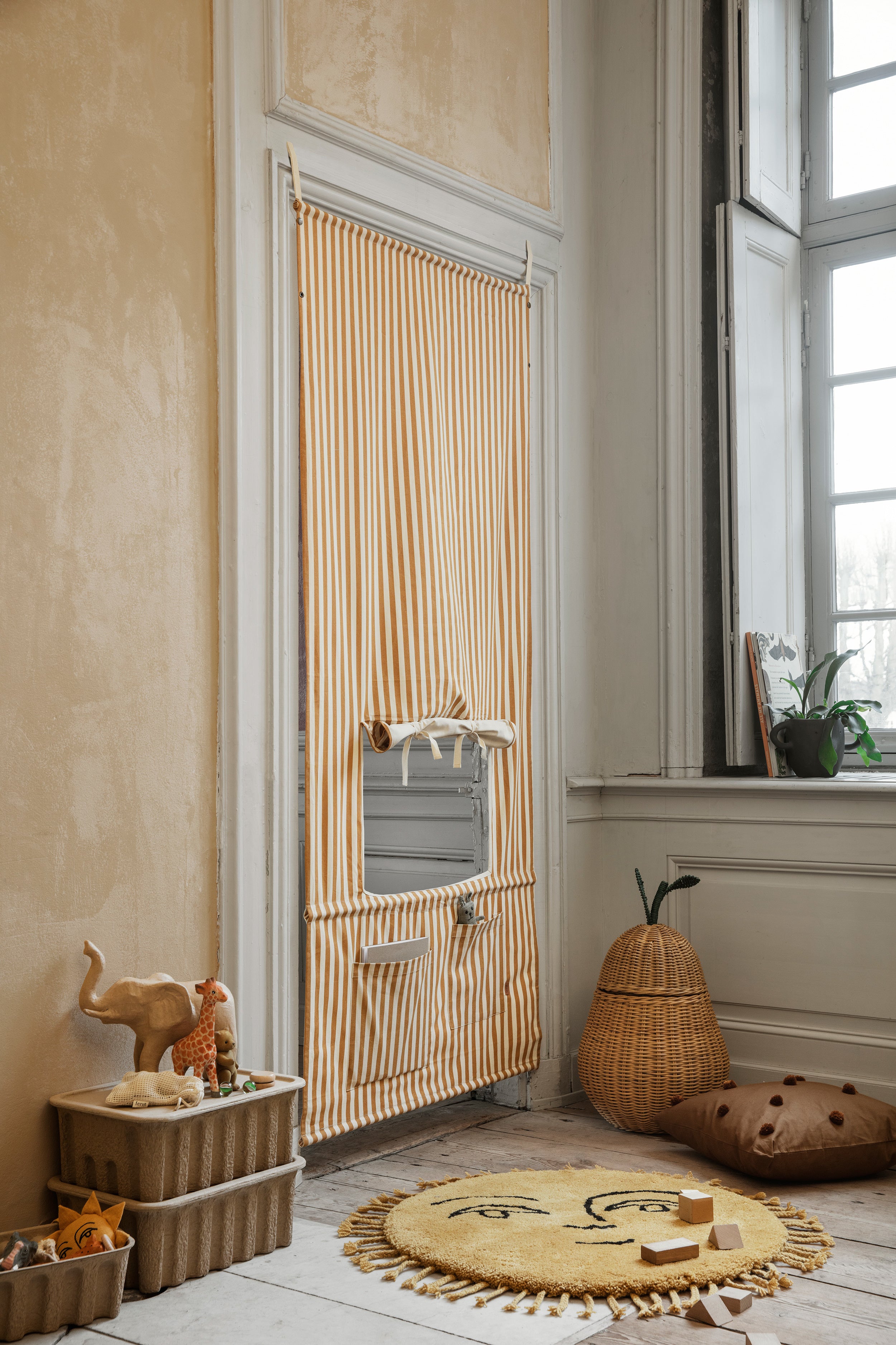 SUN mustard rug