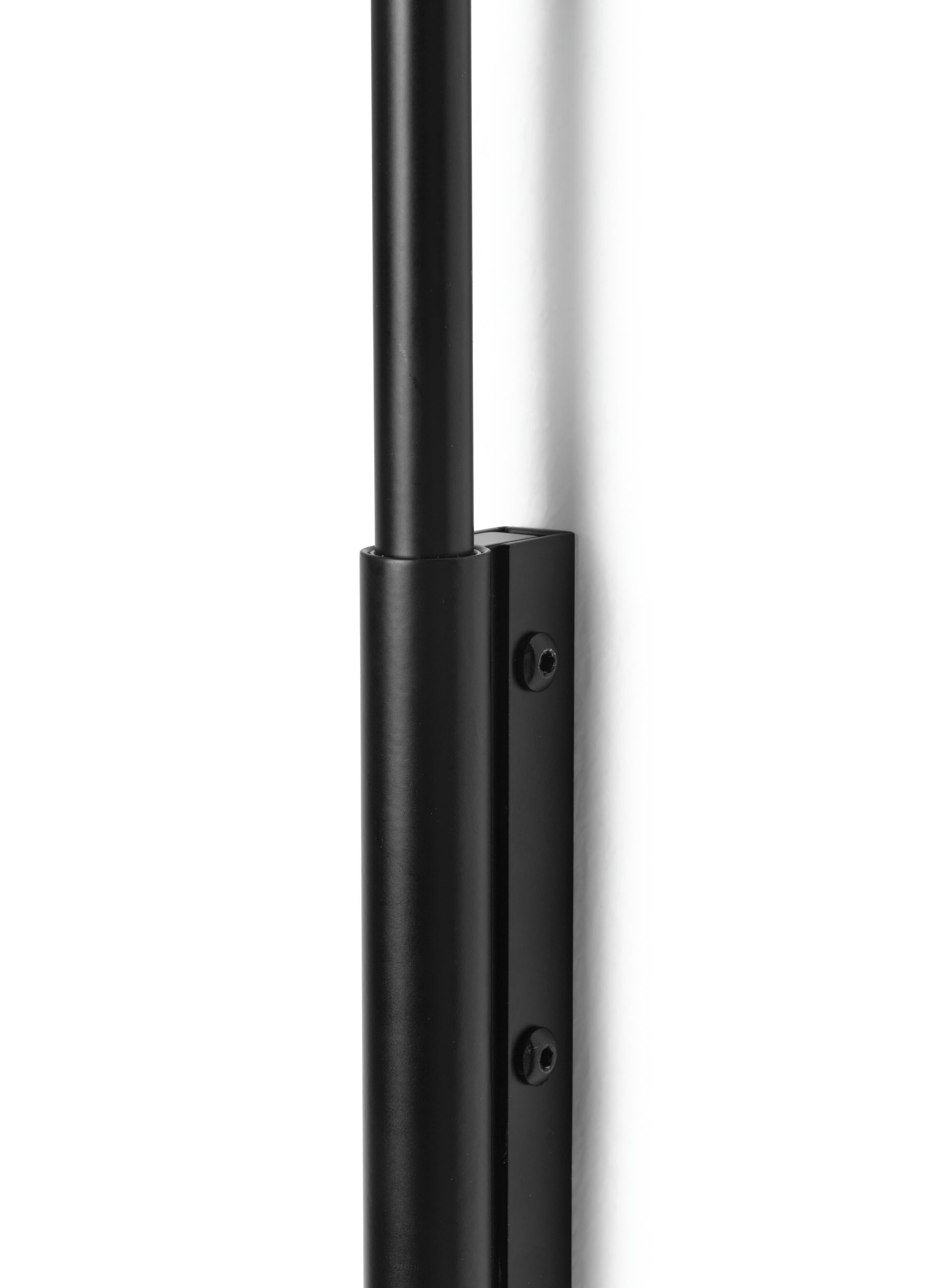 Black arum wall lamp