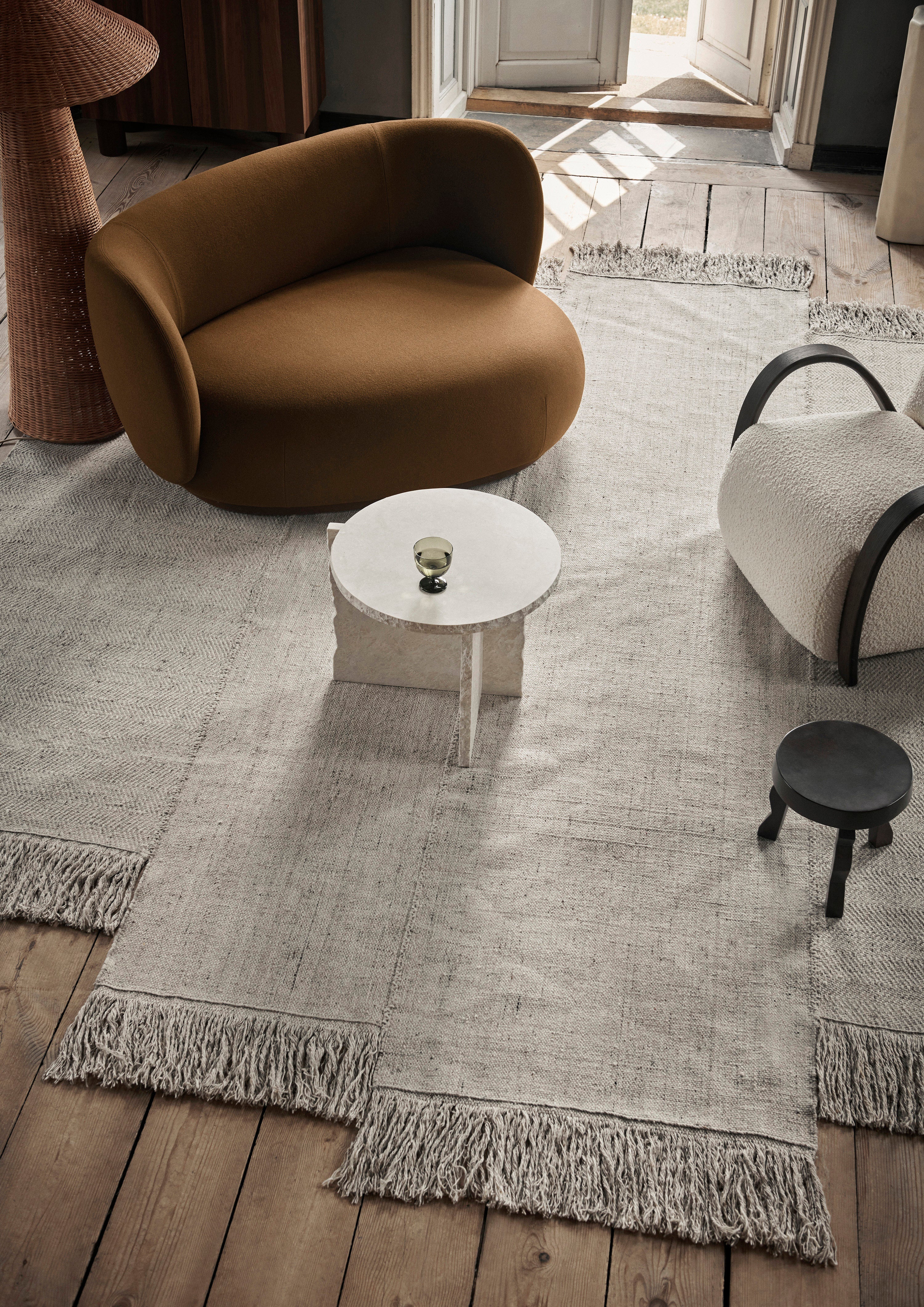 Rico curve upholstered sofa