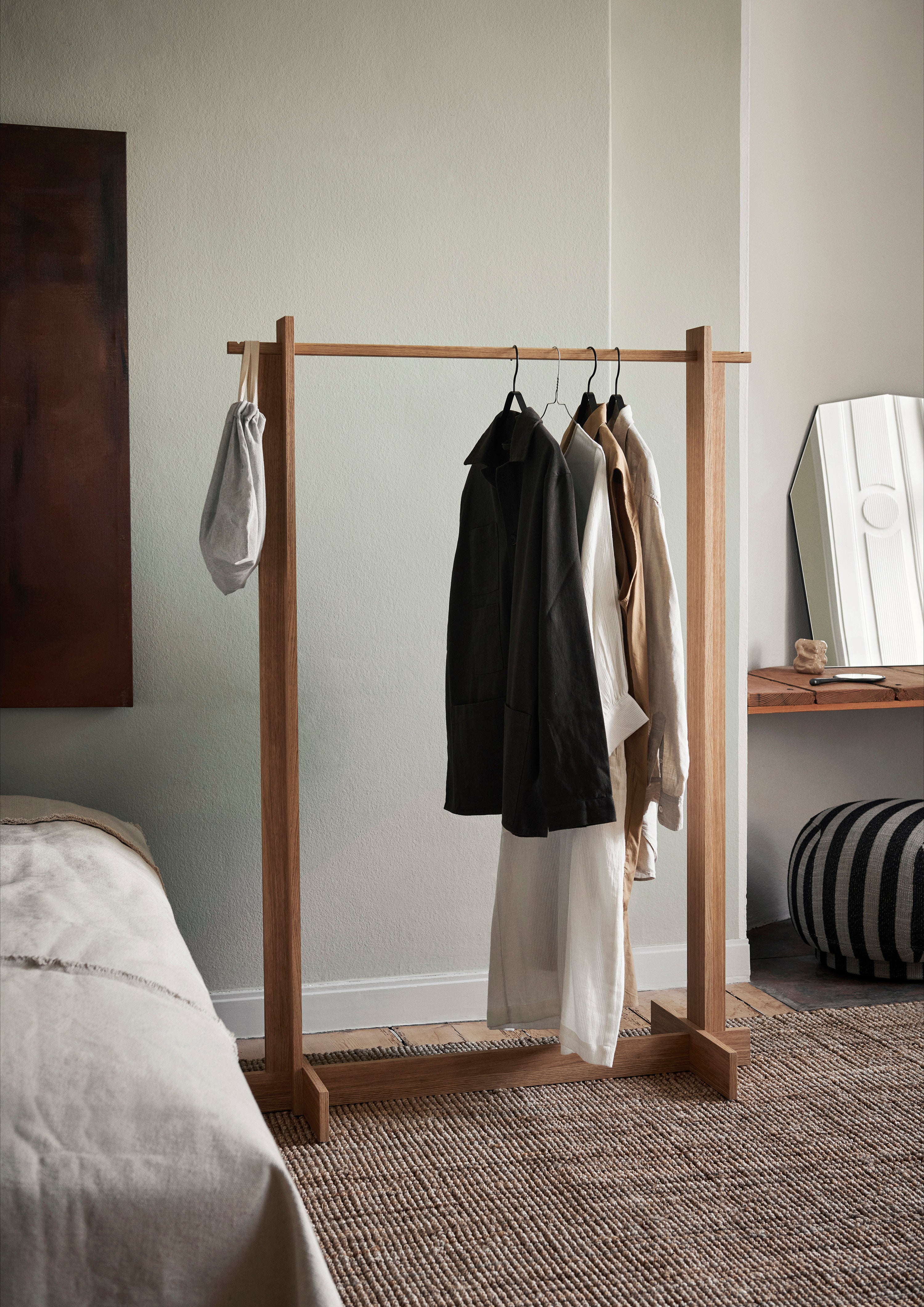 BRIDGE CLOTHES RACK oak veneer