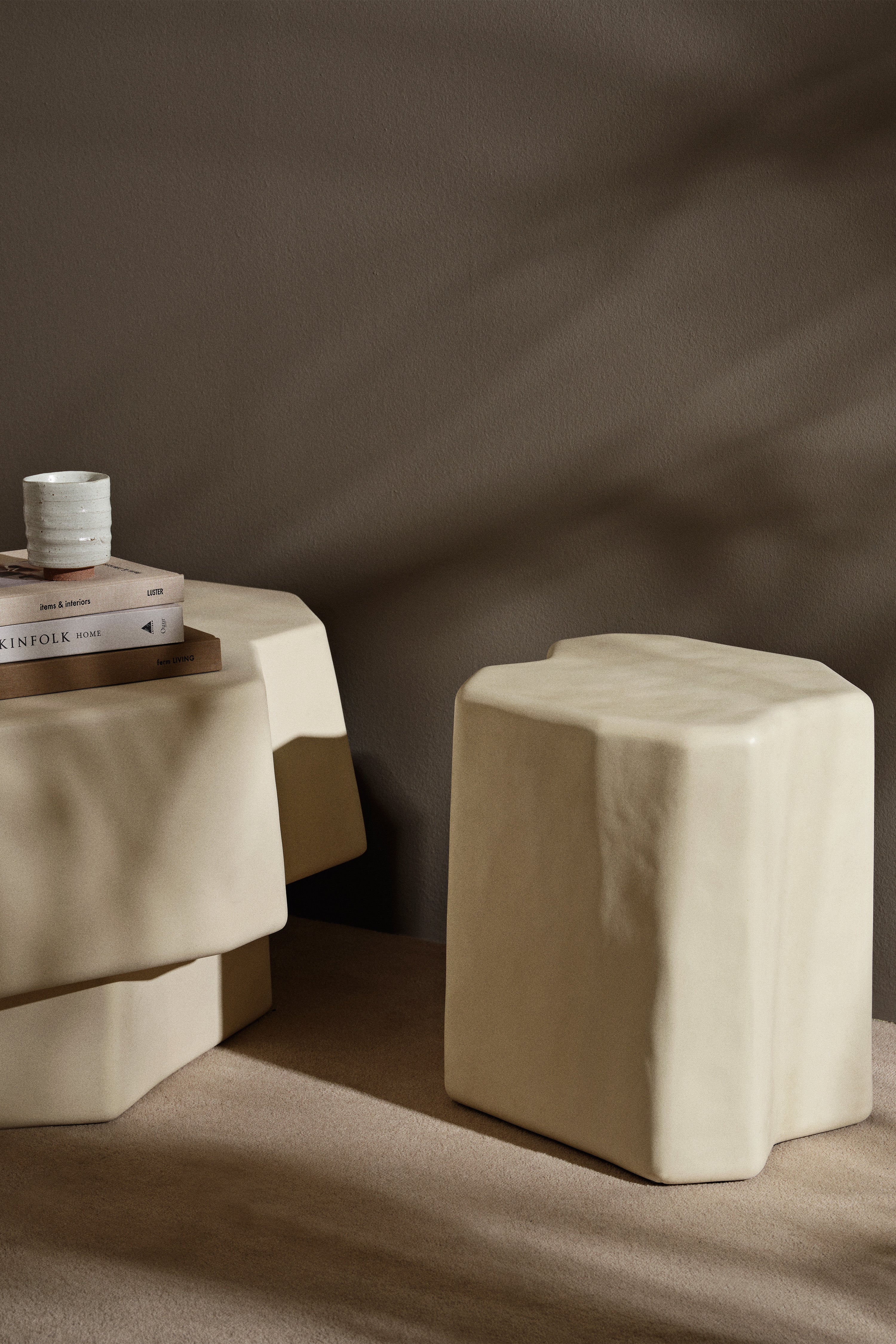 Staffa coffee table broken white