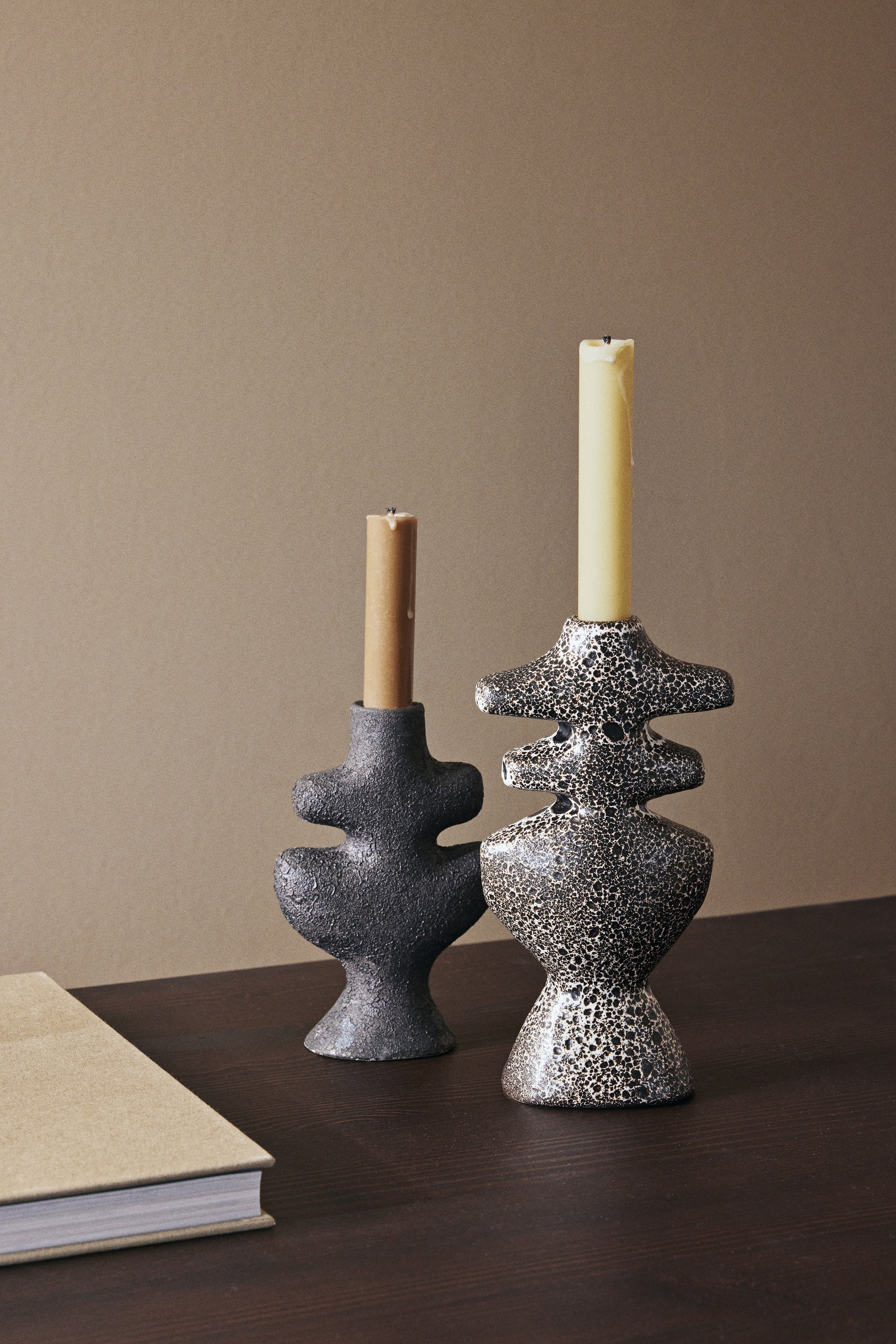Ein Brown mit beige Kerzenkerzen Set