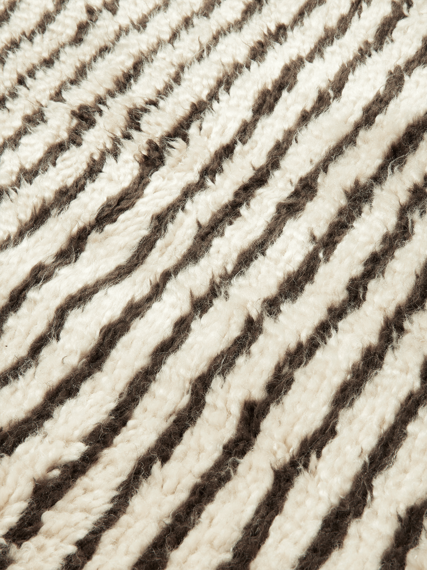 KAMI KNOTTED Teppich braun mit beige