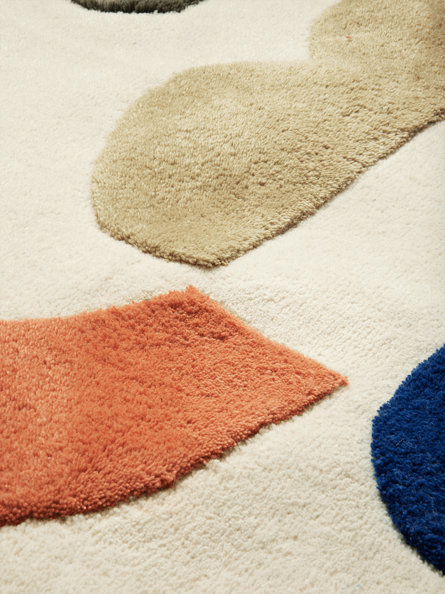 Beige round children's rug PANTO