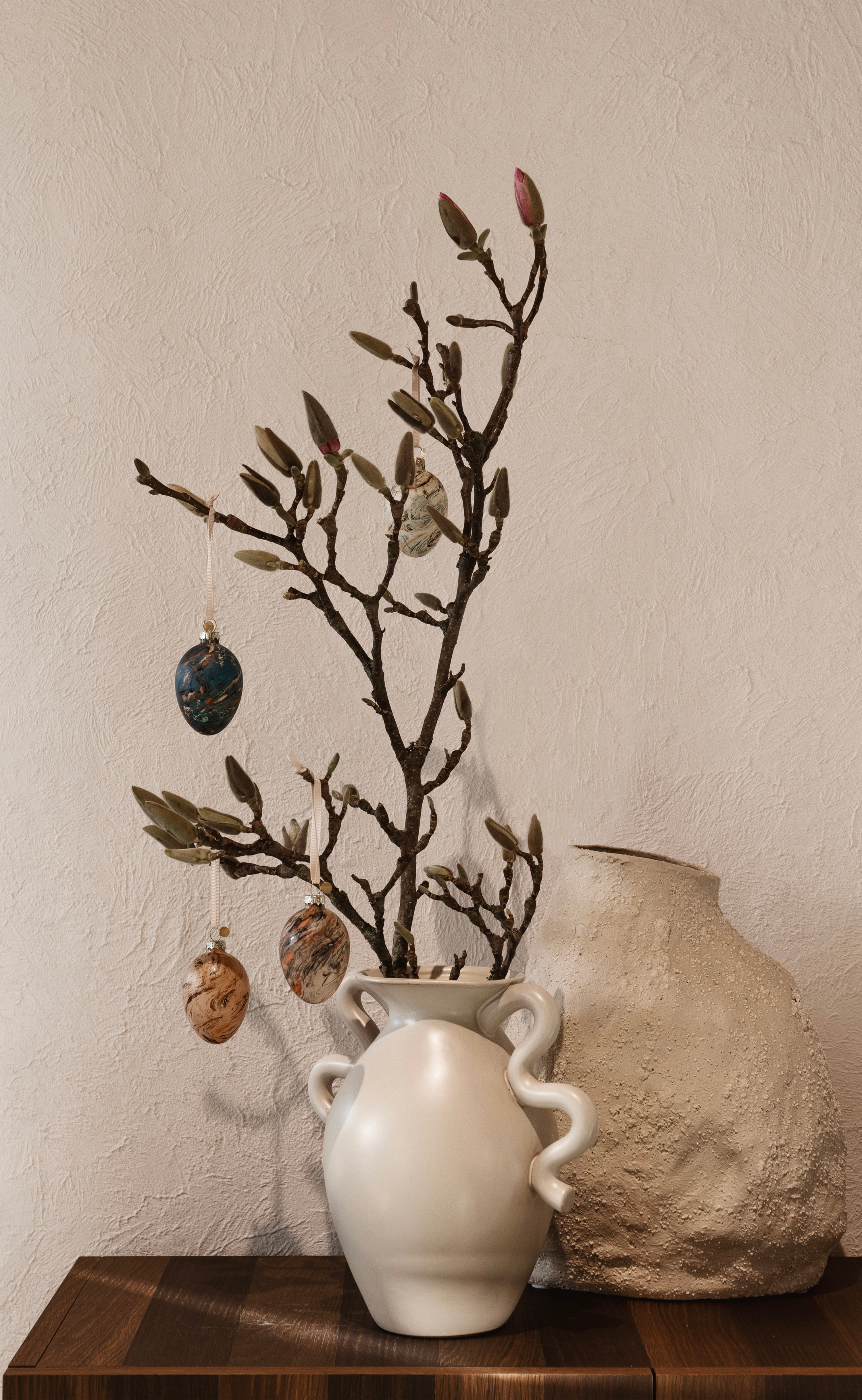 Verso vase cream