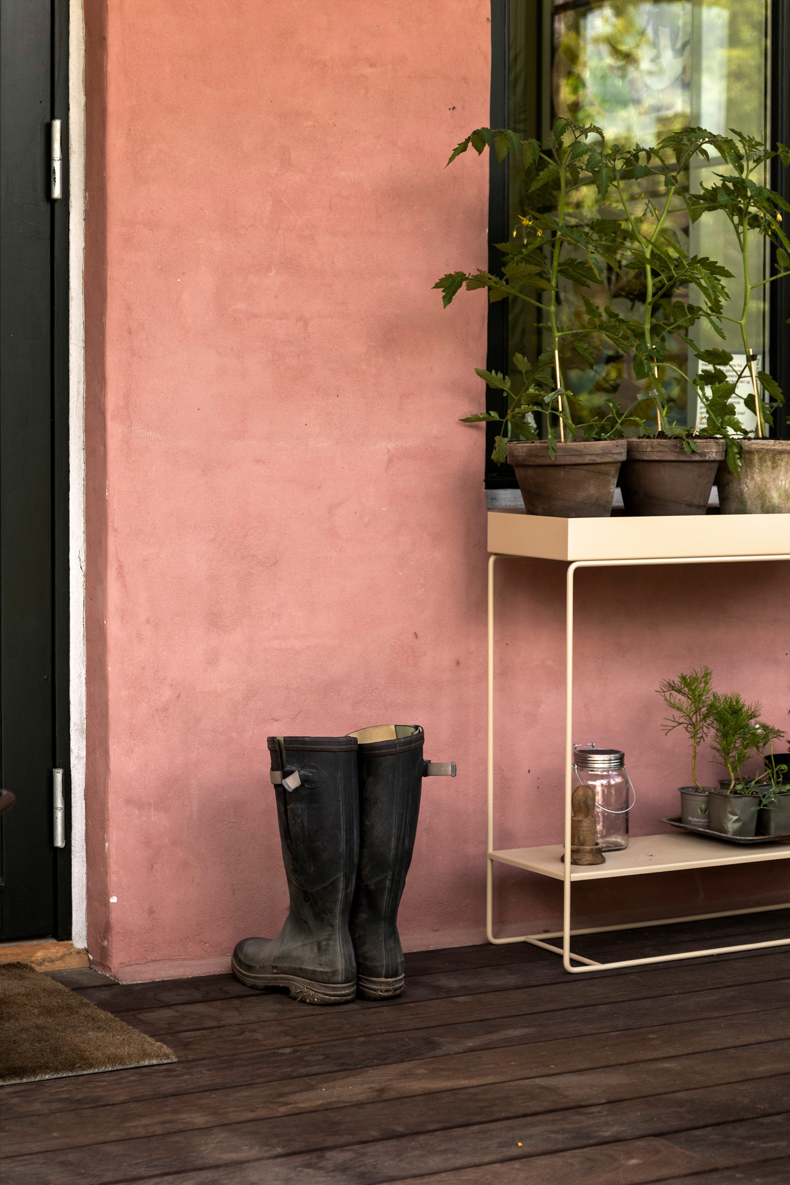 PLANT BOX ZWEISTÖCKIGE Konsole beige