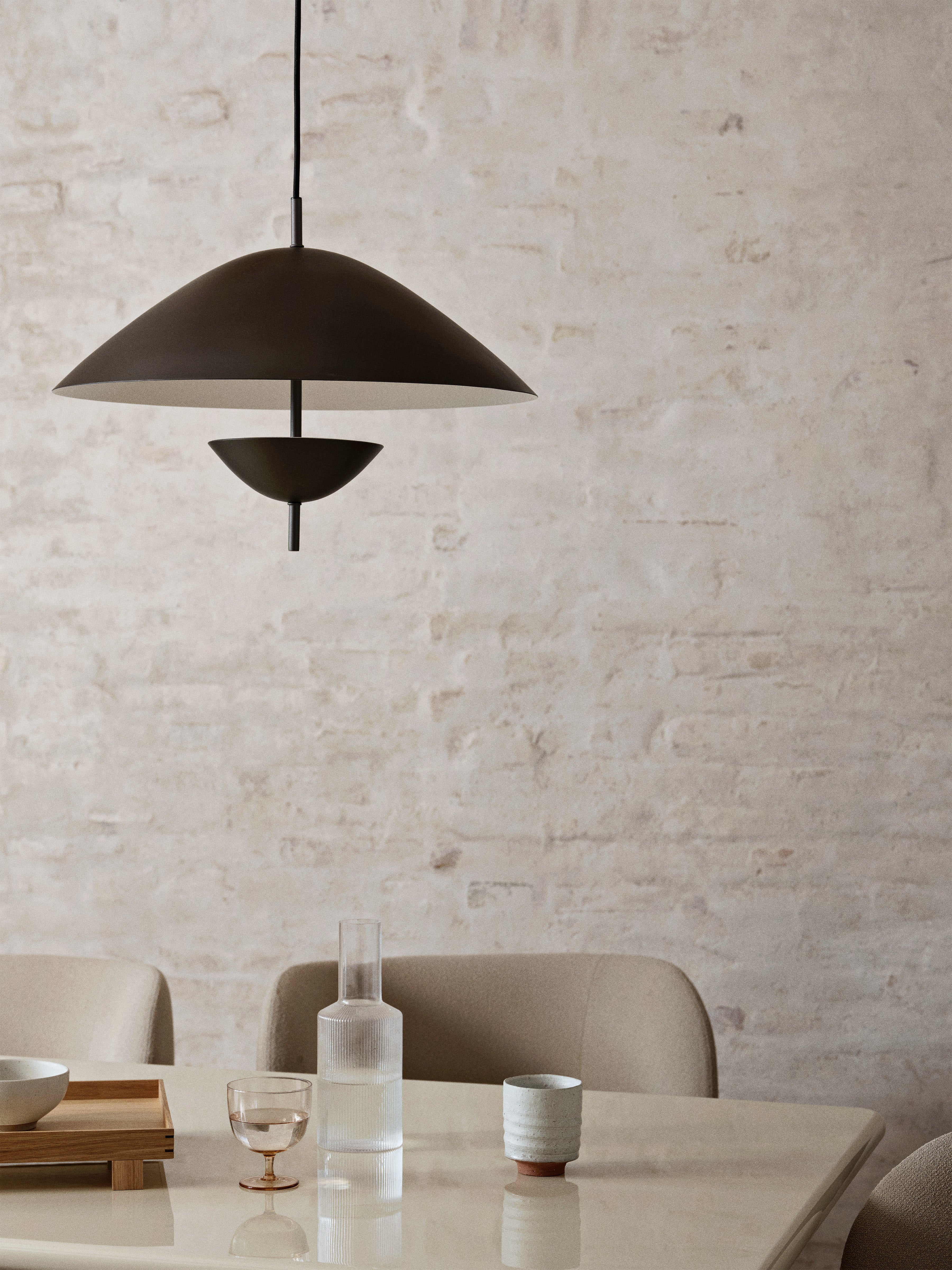 Black ice hanging lamp