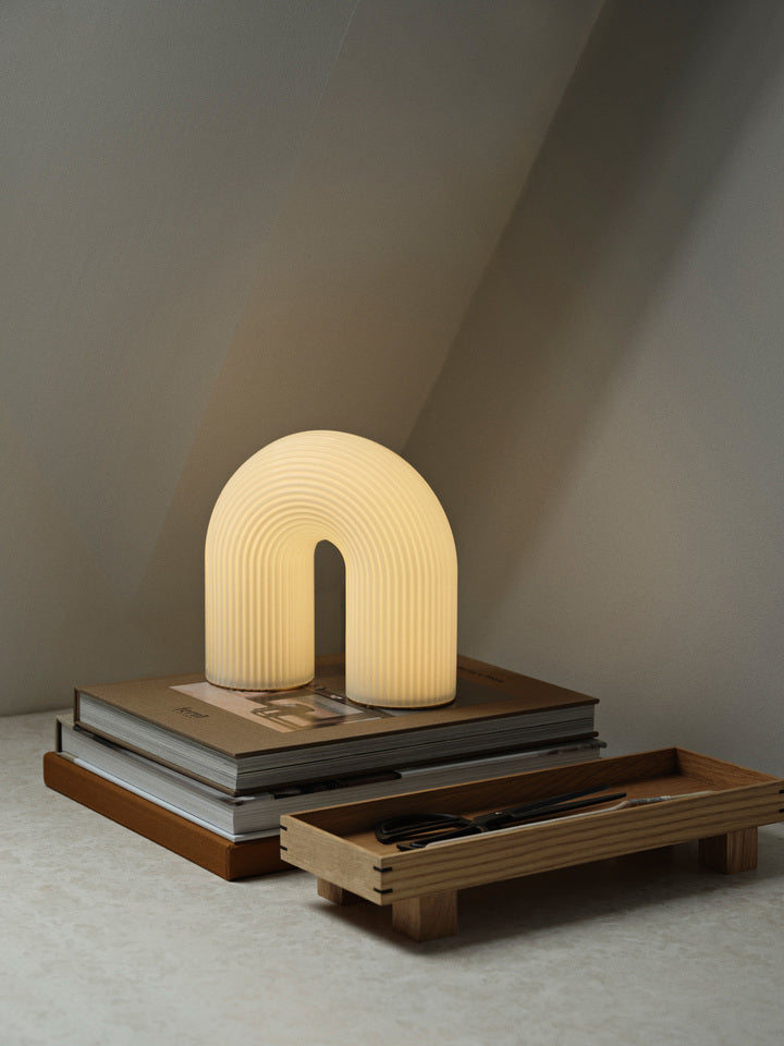 Tischlampe Vuelta Milchglas