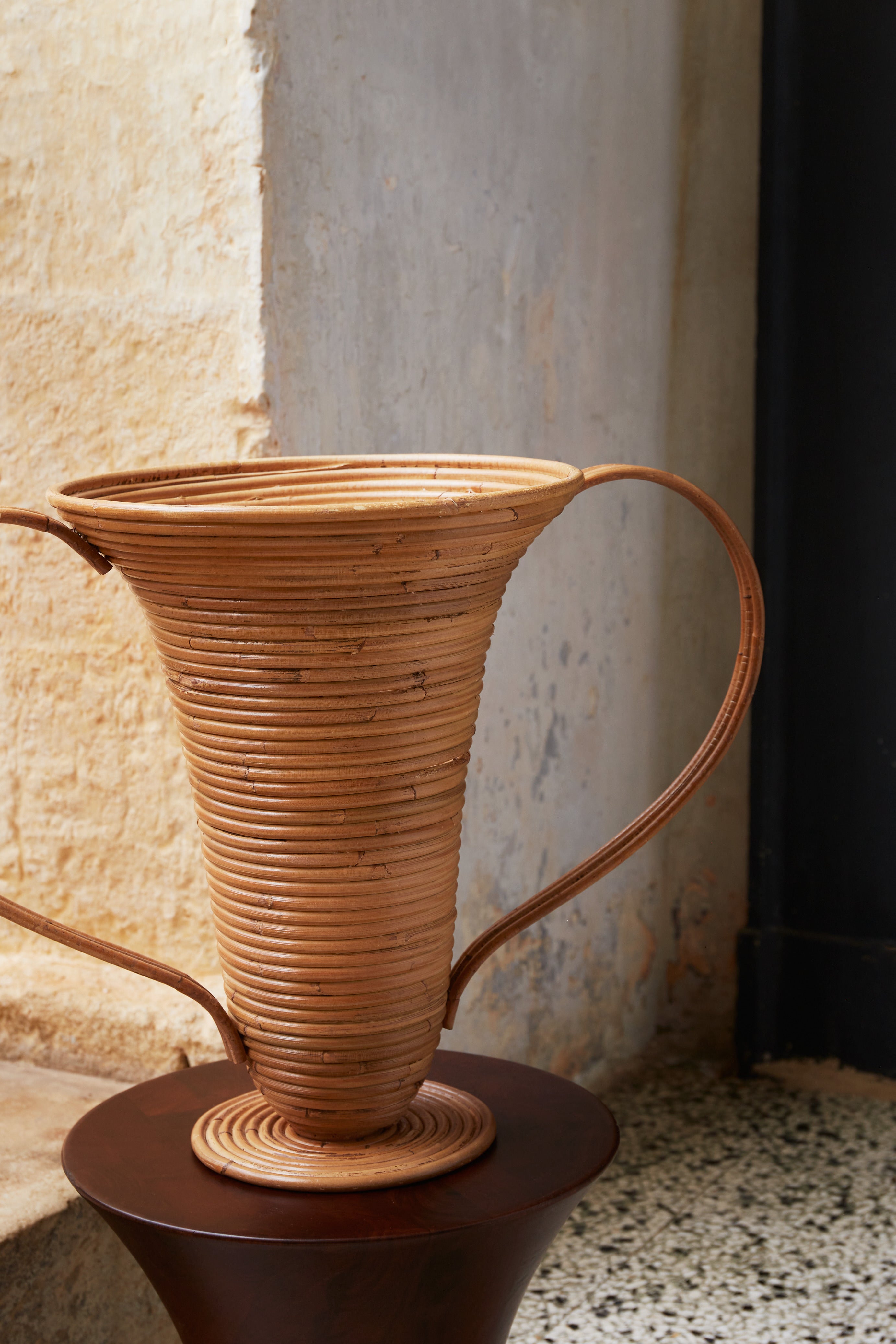 AMPHORA vase dark brown rattan