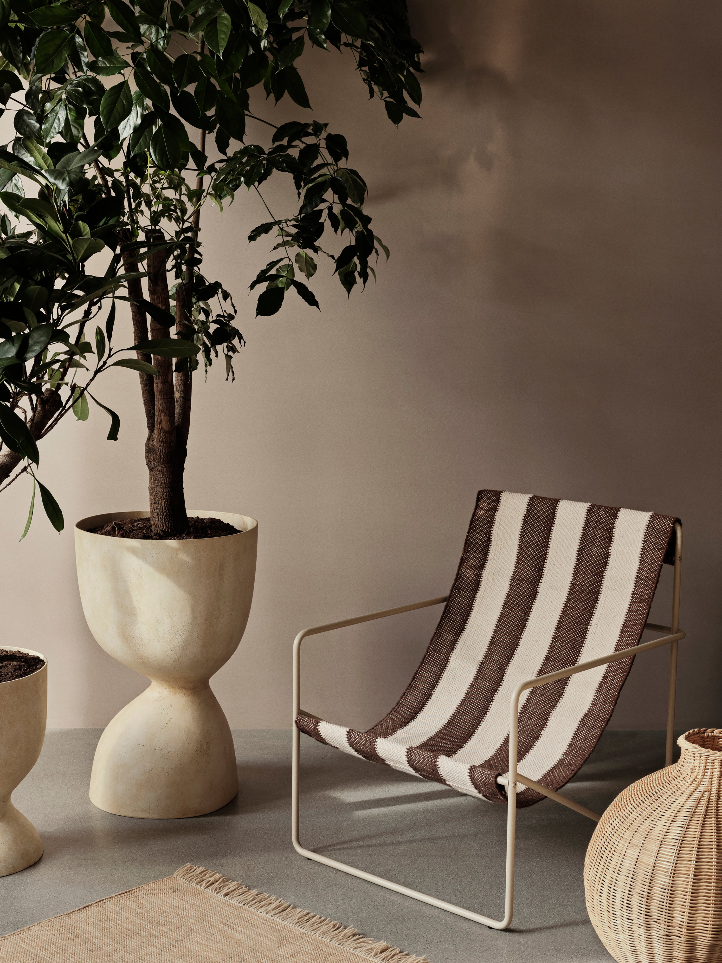 Desert cream-brown garden chair with olive base