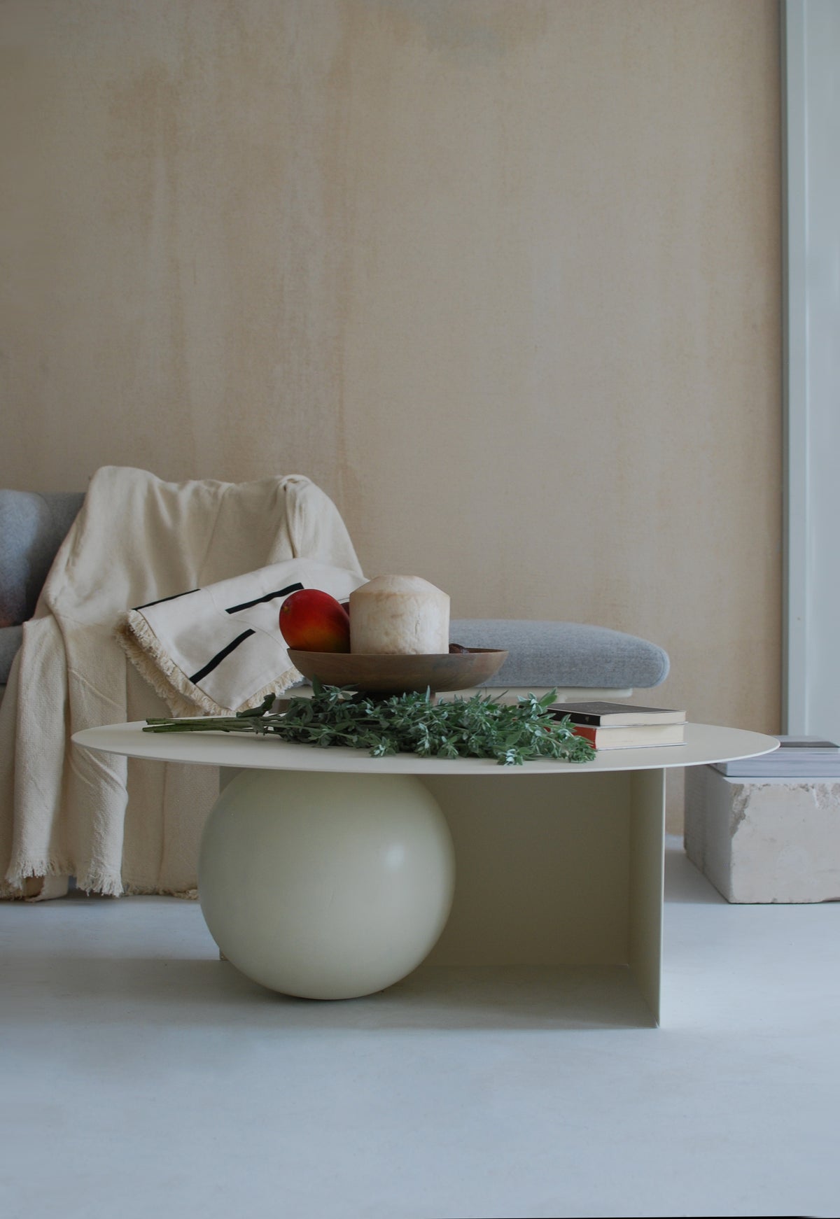 FUKU Coffee Table in Steel and Wood