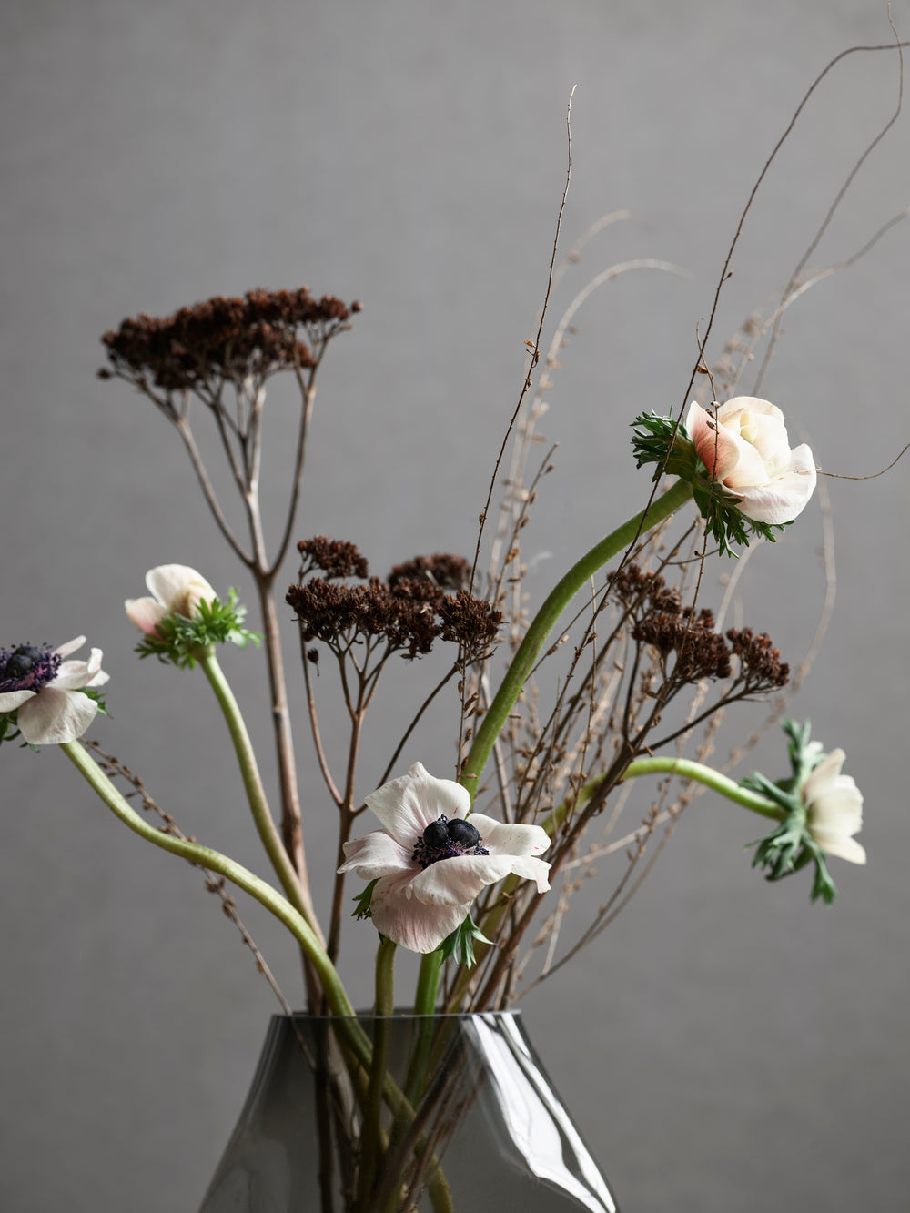 Bronco glass vase