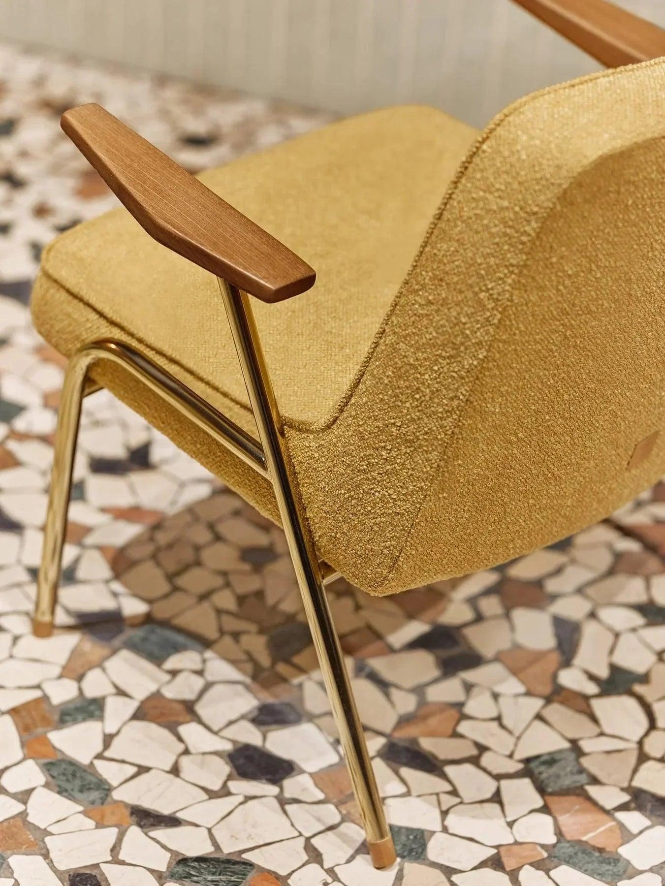Fotel 366 METAL beżowy w tkaninie Boucle Creme 366 concept Eye on Design