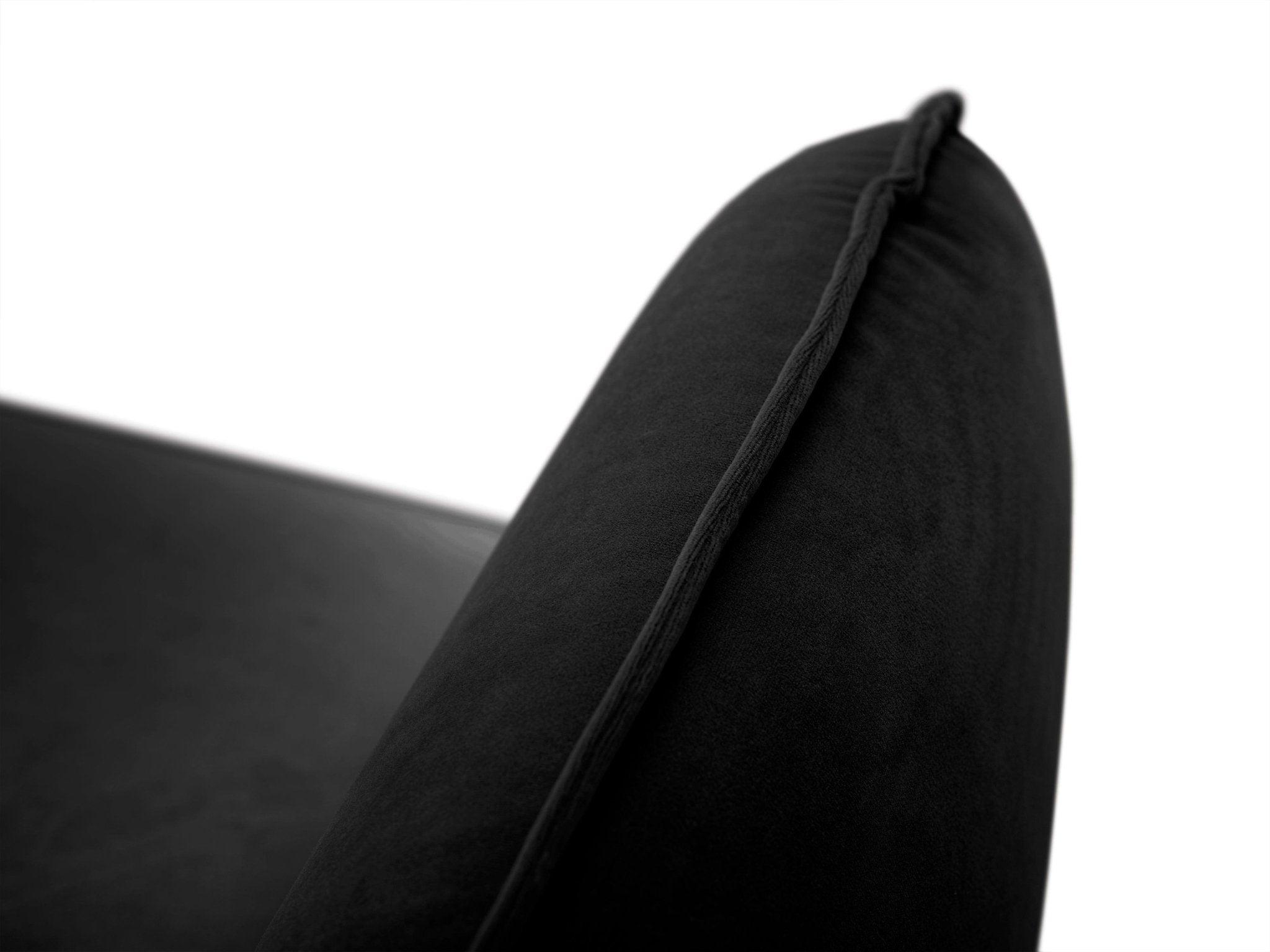 Fotel aksamitny VIENNA czarny ze złotą podstawą Cosmopolitan Design Eye on Design