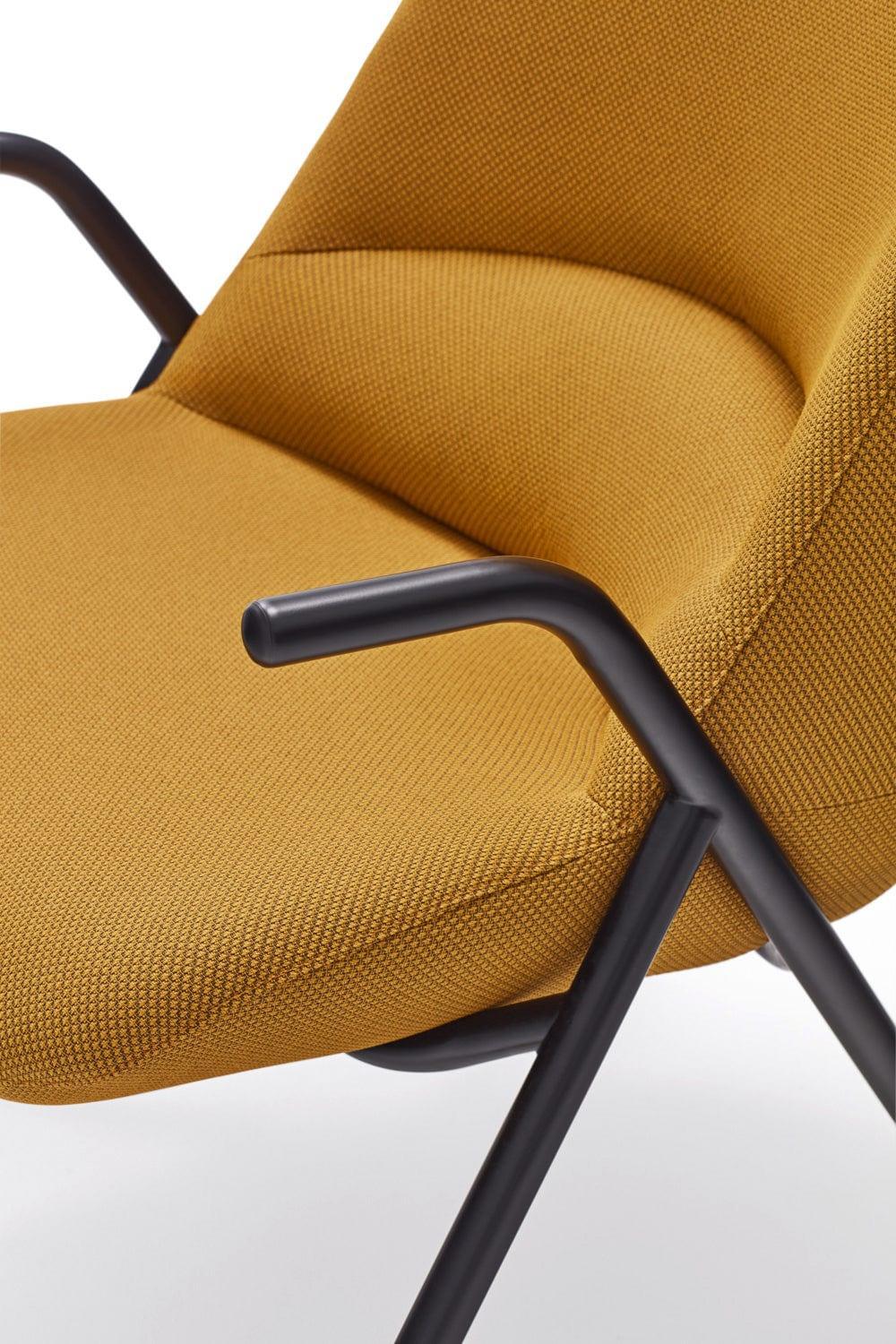 Fotel DINS wysoki musztardowy Teulat Eye on Design