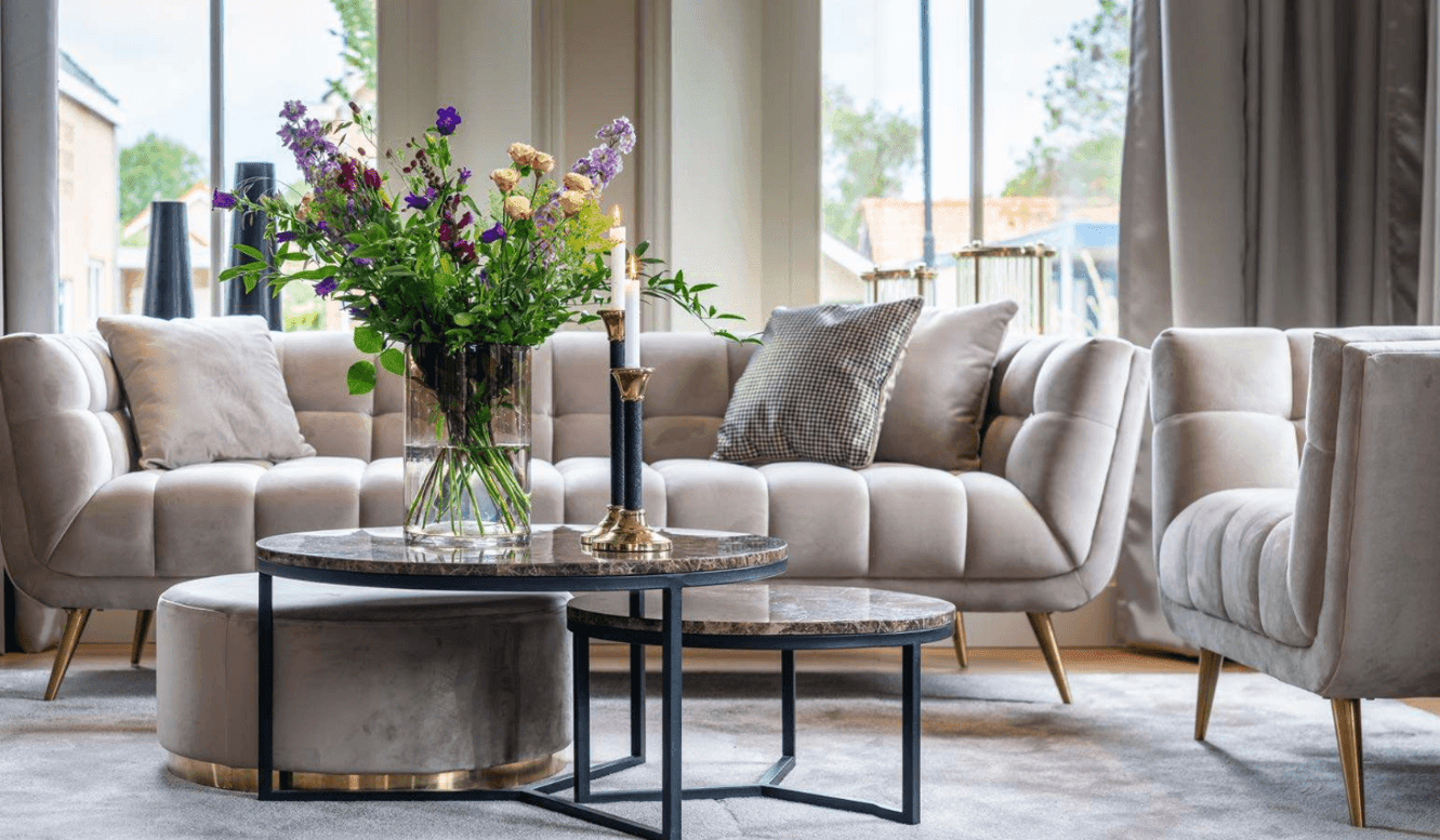 Fotel HUXLEY beżowy Richmond Interiors Eye on Design
