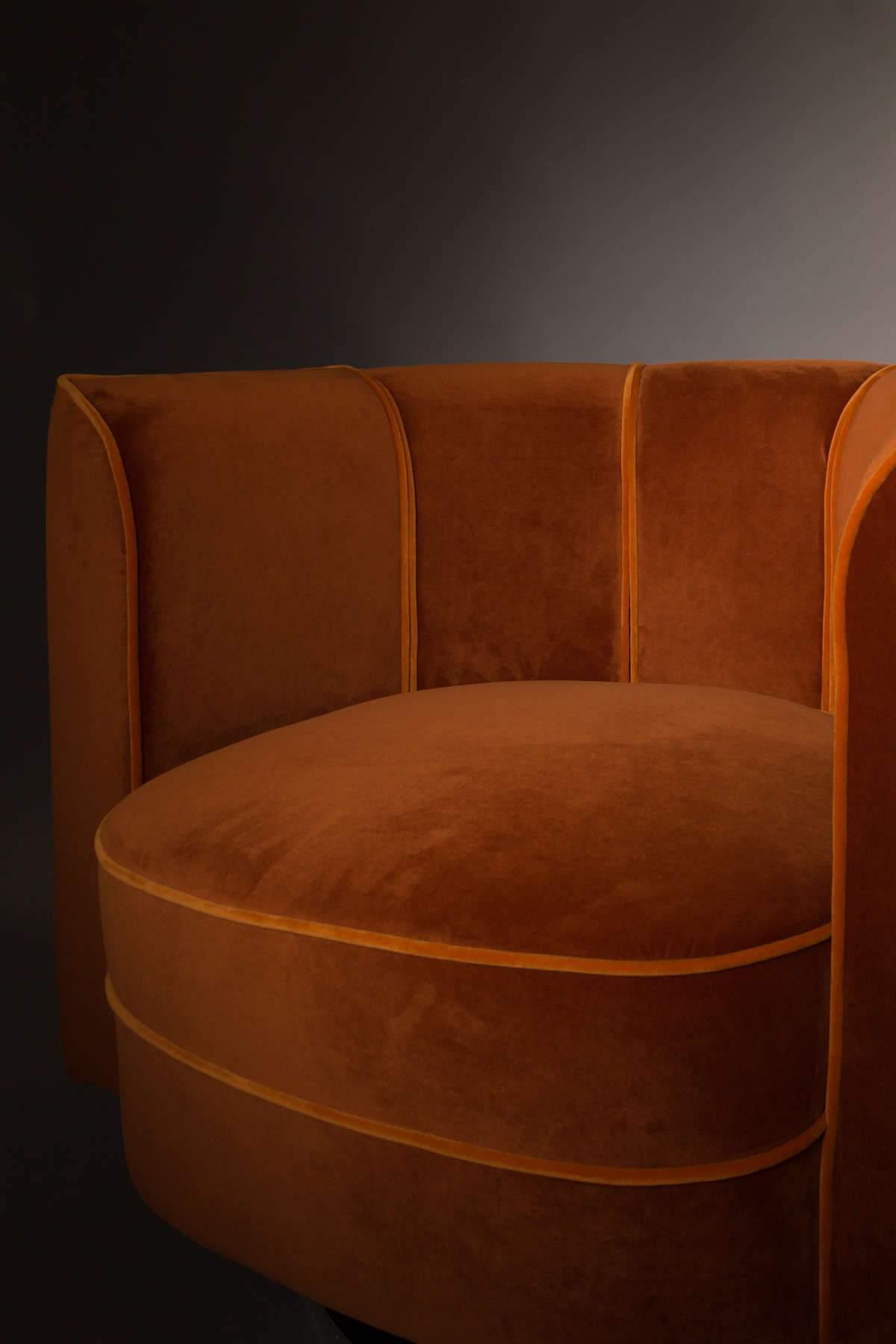 Fotel lounge FLOWER pomarańczowy Dutchbone Eye on Design