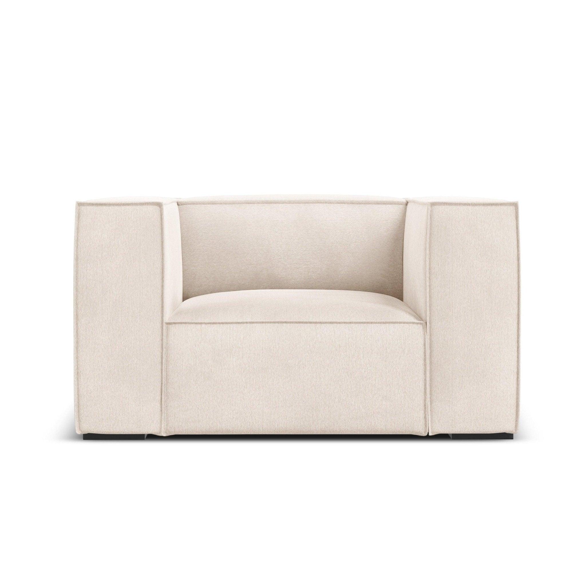 Fotel MADAME jasnobeżowy Windsor & Co Eye on Design