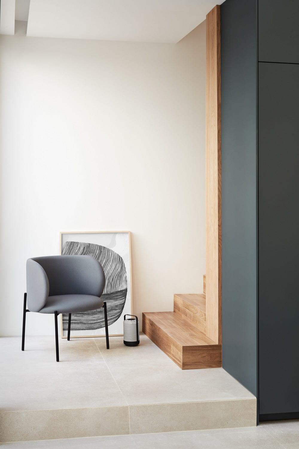 Fotel MOGI ciemnoszary Teulat Eye on Design