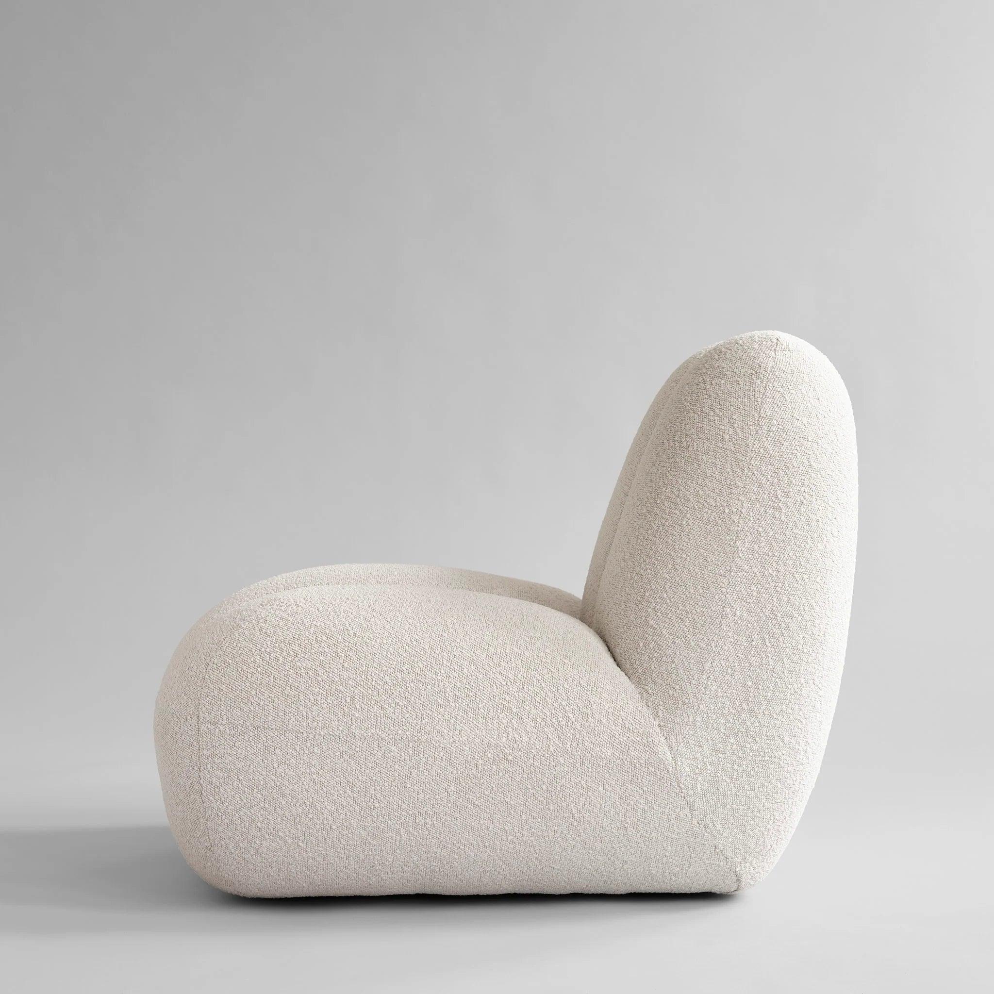 Fotel TOE boucle jasnobeżowy 101 Copenhagen Eye on Design