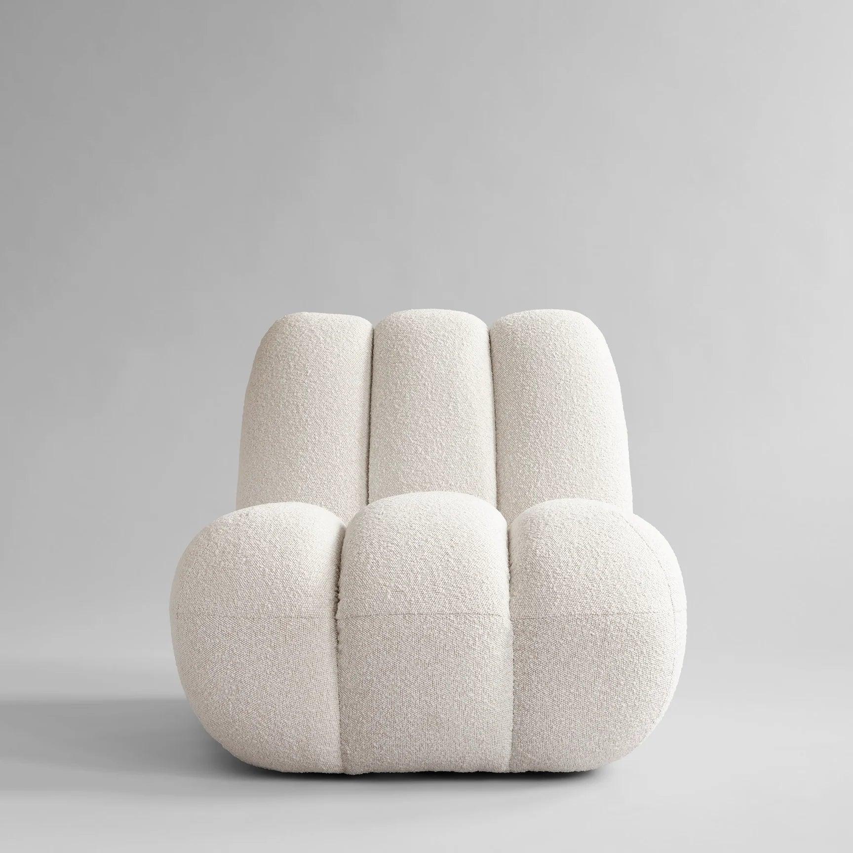 Fotel TOE boucle jasnobeżowy 101 Copenhagen Eye on Design