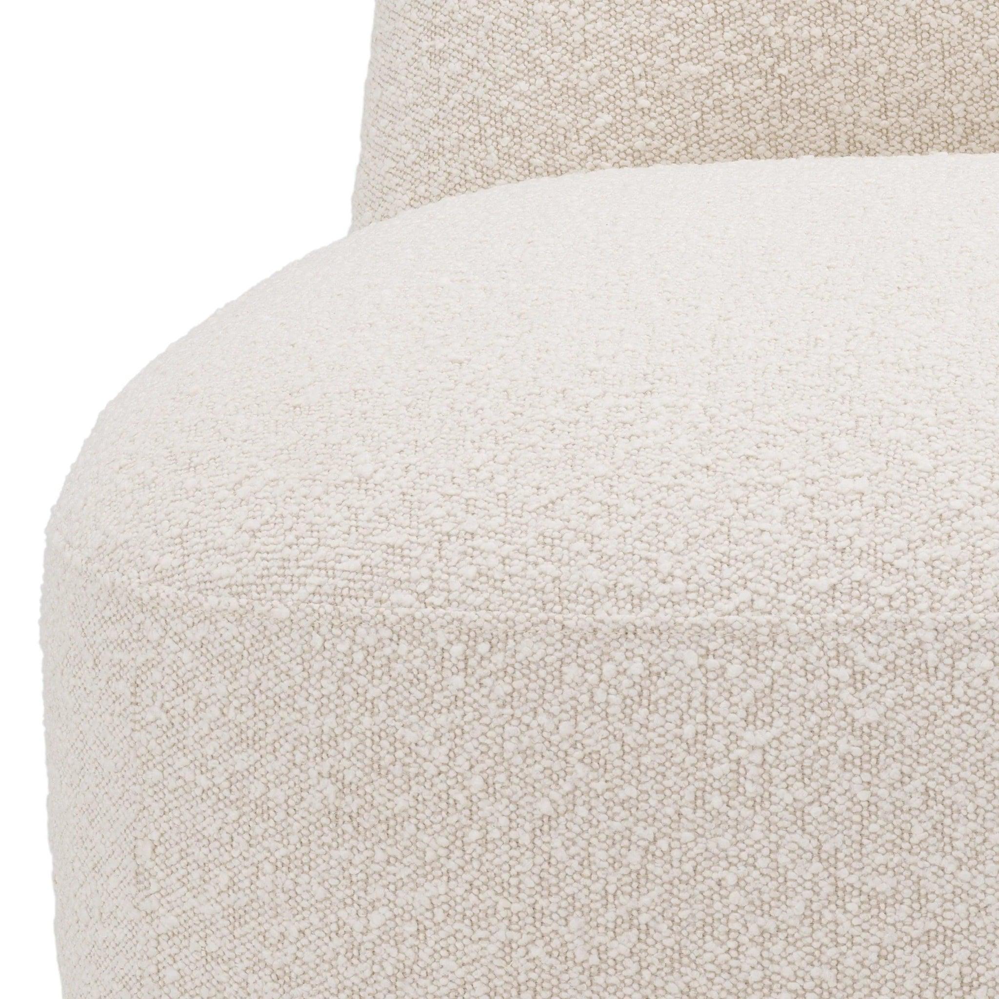 Fotel w tkaninie boucle BJÖRN kremowy Eichholtz Eye on Design