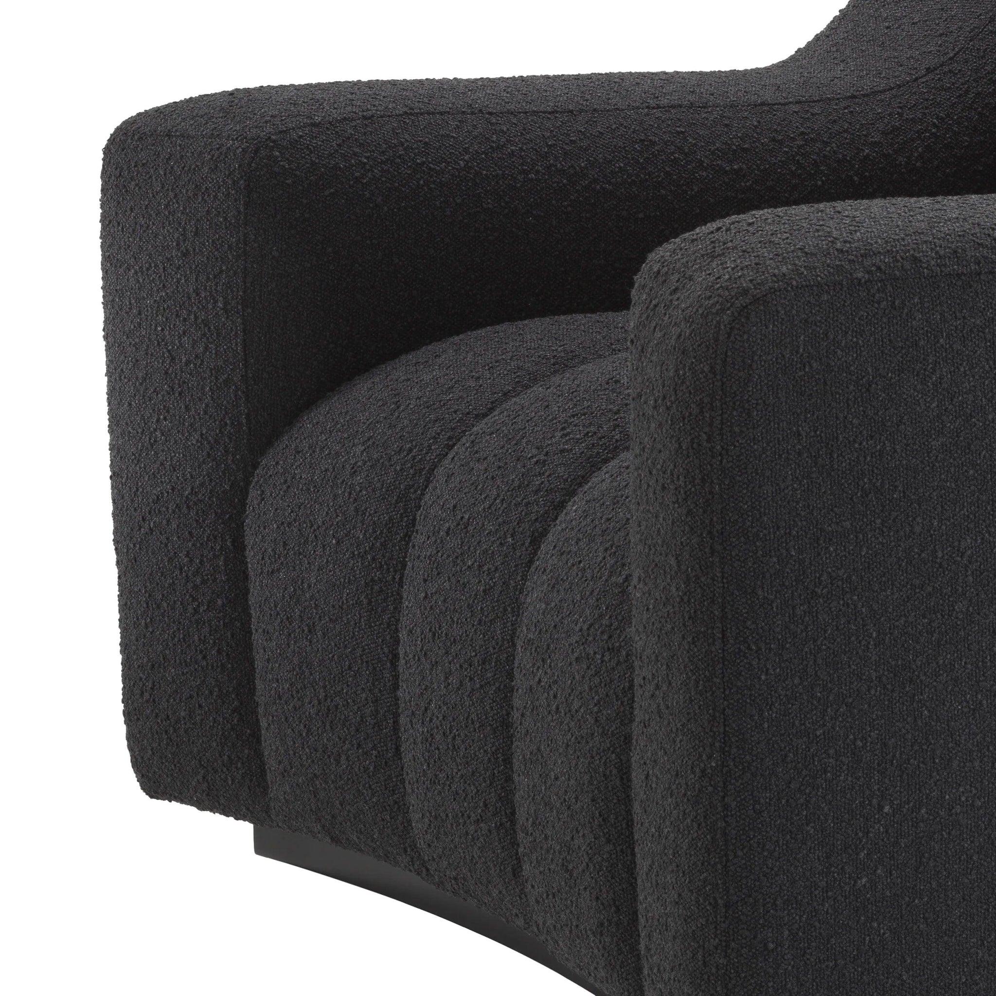 Fotel w tkaninie boucle KELLY czarny Eichholtz Eye on Design