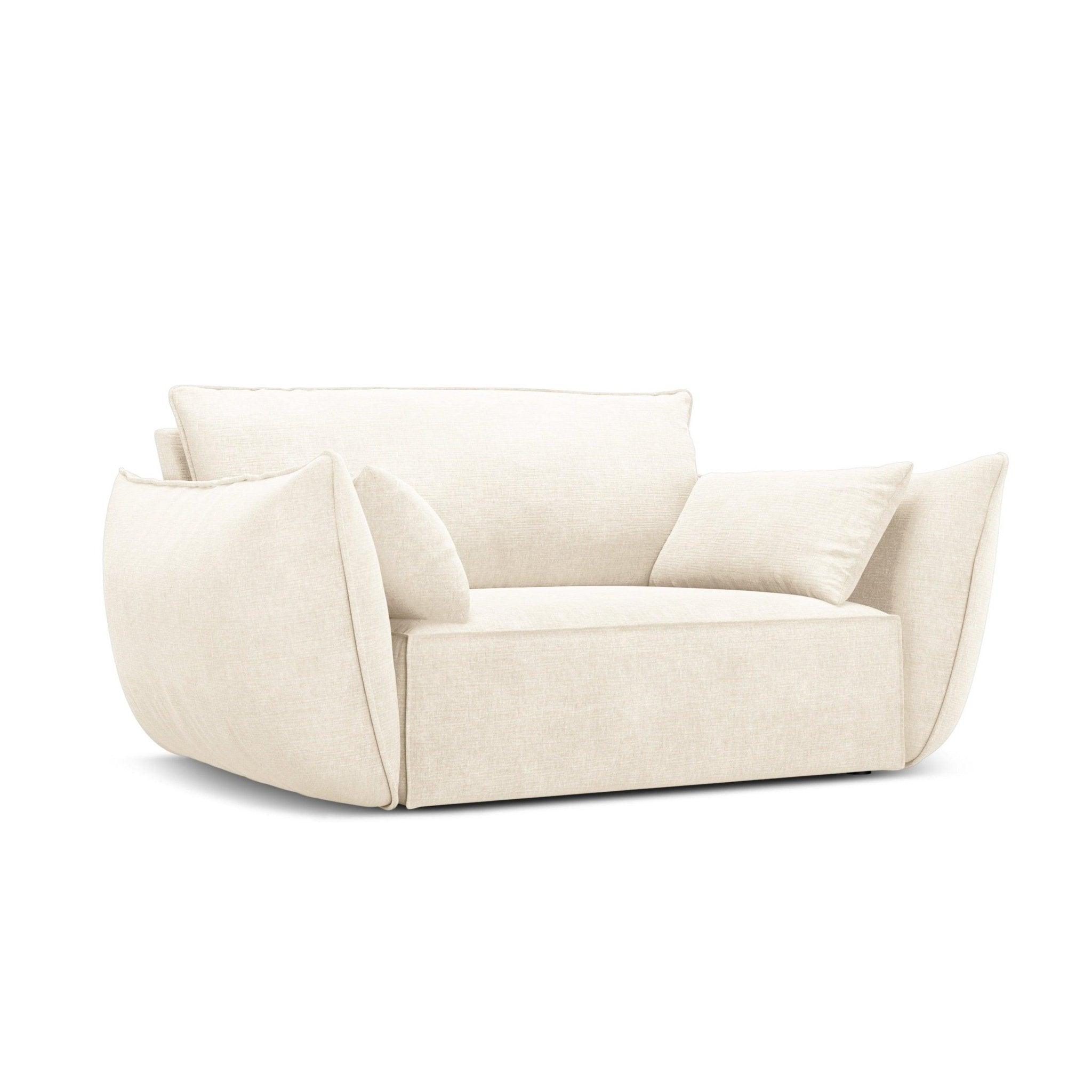 Fotel w tkaninie szenilowej VANDA jasnobeżowy Mazzini Sofas Eye on Design