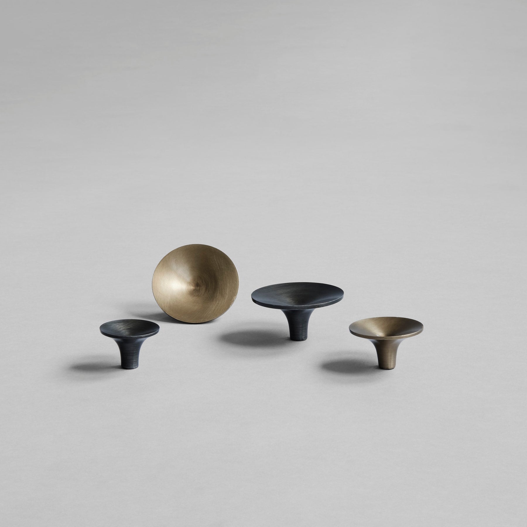 HIHAT metal knobs black-brown
