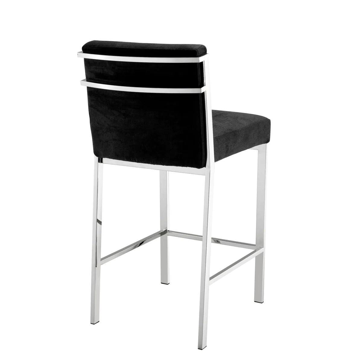Hoker aksamitny SCOTT czarny ze stalową podstawą Eichholtz 101 cm Eye on Design