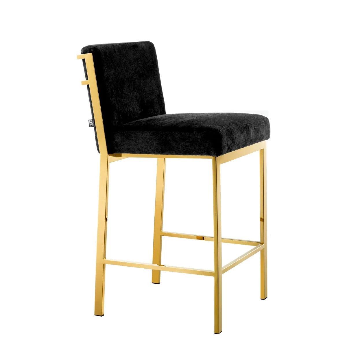 Hoker aksamitny SCOTT czarny ze złotą podstawą Eichholtz 91 cm Eye on Design