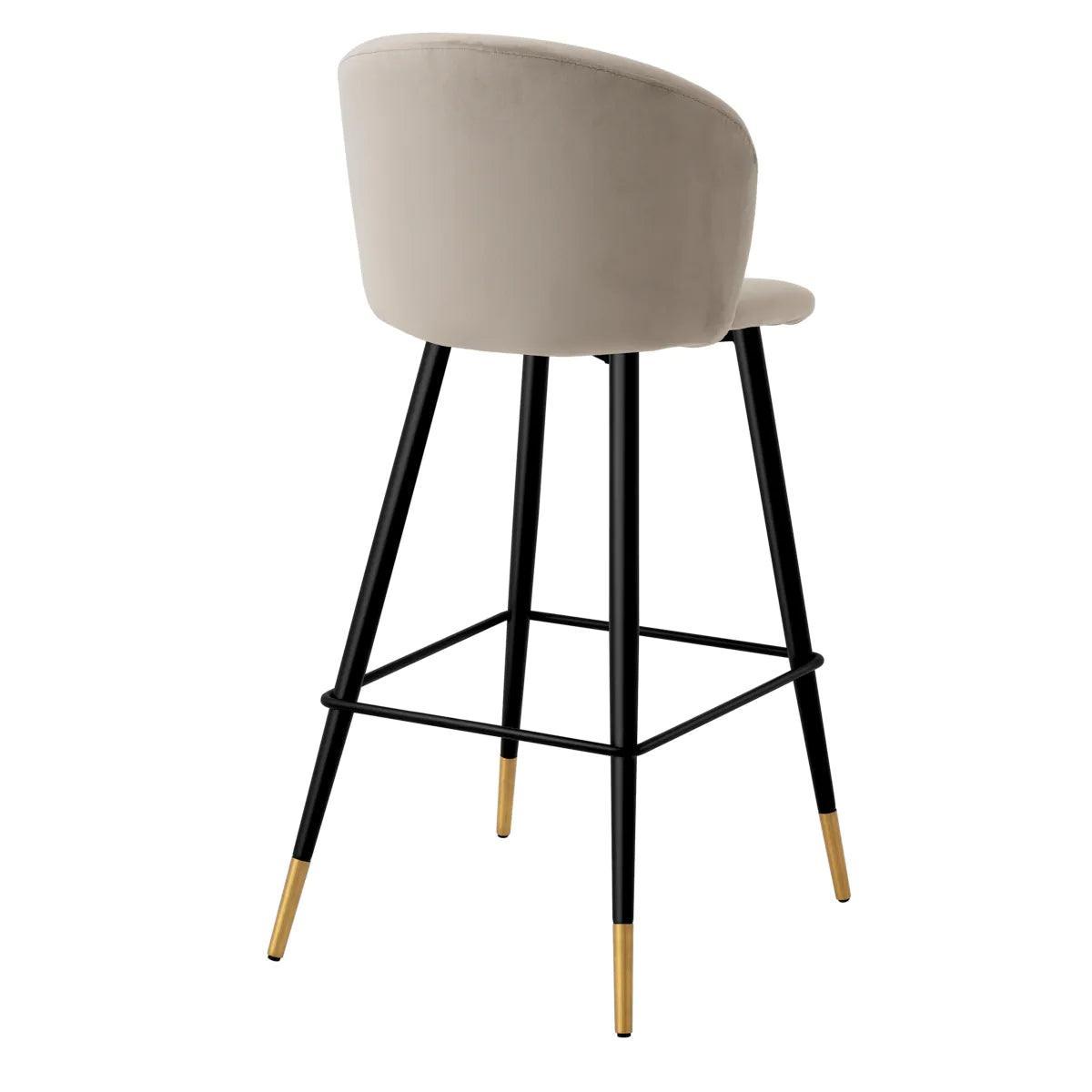 Hoker aksamitny VOLANTE beżowy Eichholtz 92.5 cm Eye on Design
