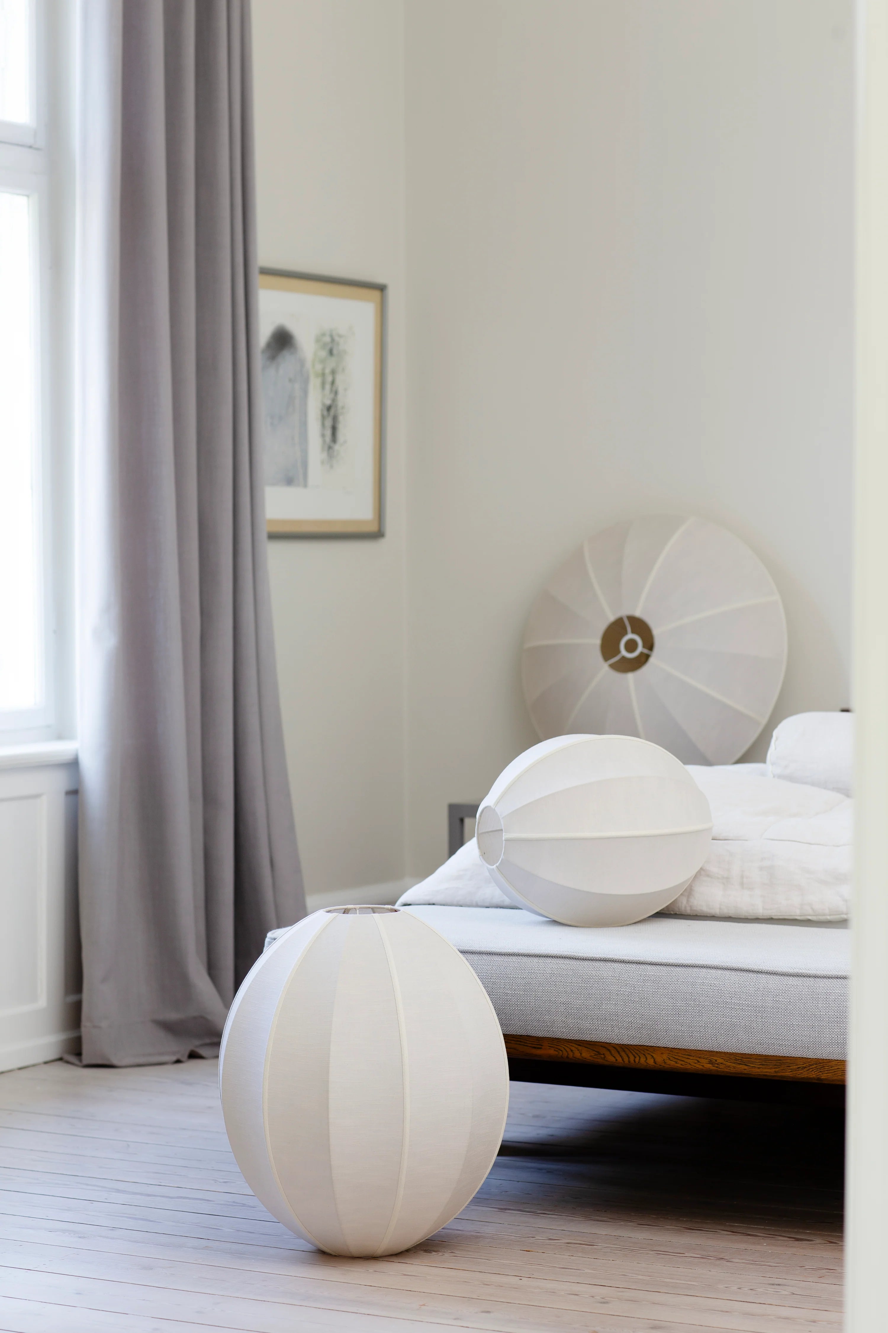 Sandfarbener UFO-Schirm