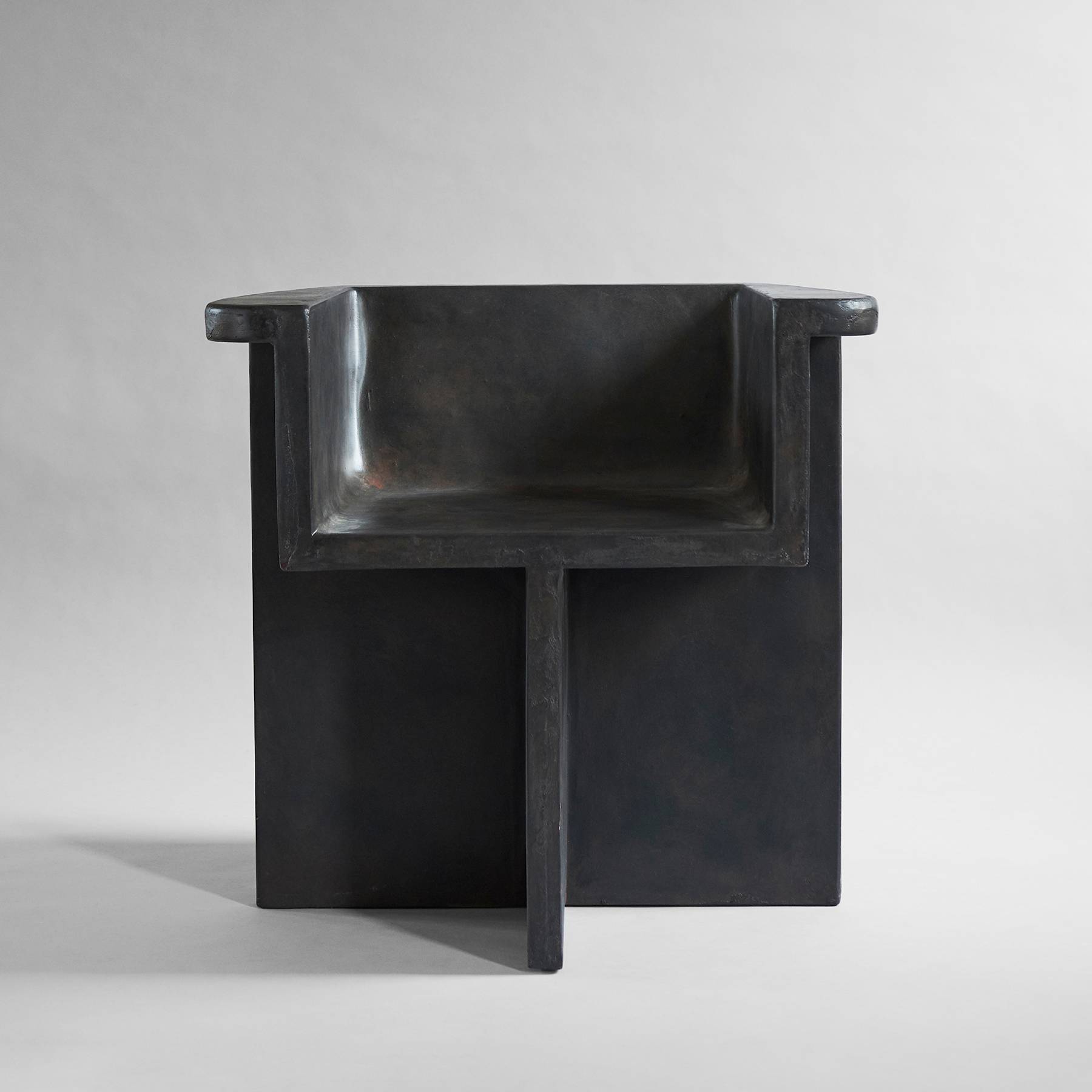 BRUTUS coffee chair