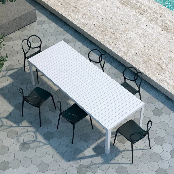 Kalimba weißer Gartentisch