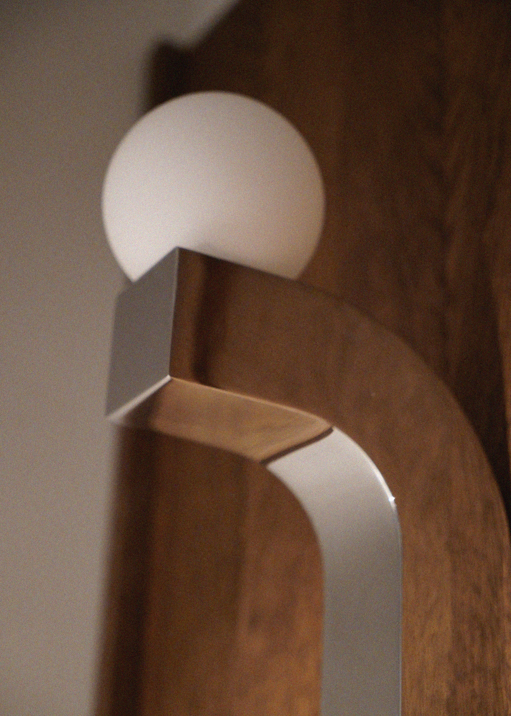PALLIA chrome wall lamp