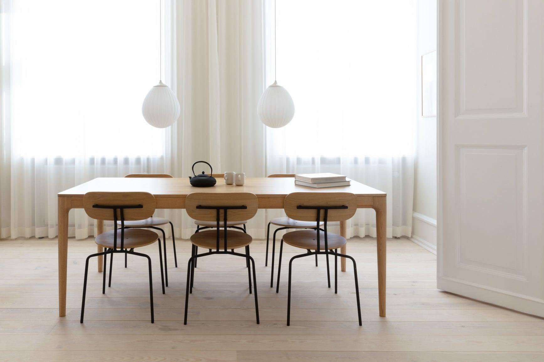 Klosz AROUND THE WORLD mleczny ze srebrnym UMAGE Eye on Design