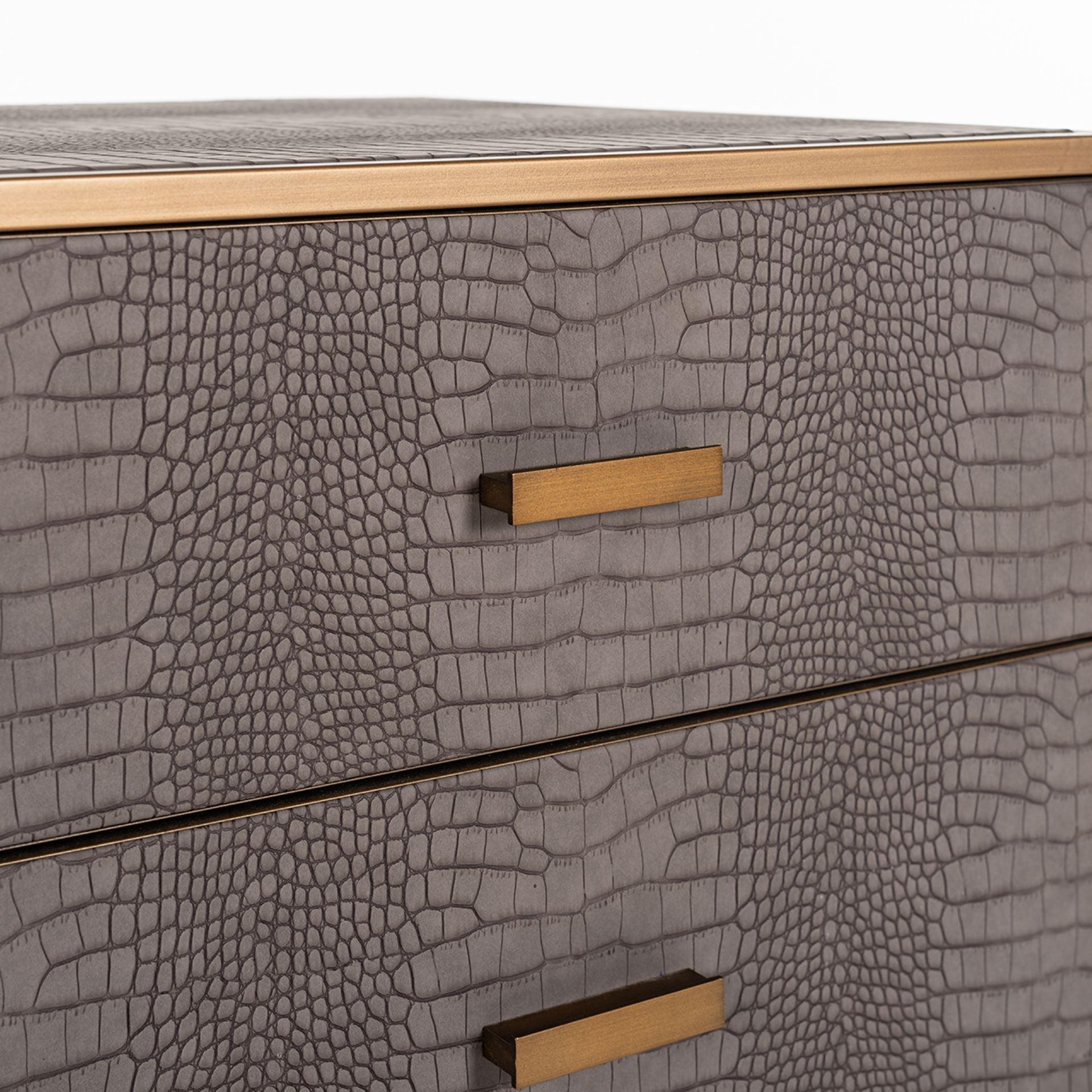 Komoda CLASSIO brązowa ekoskóra Richmond Interiors Eye on Design