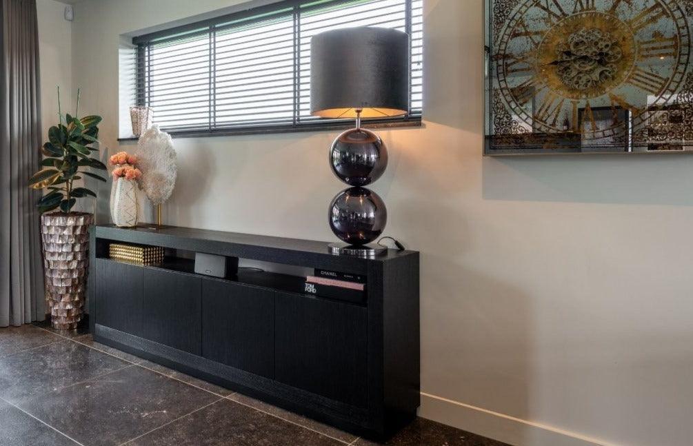 Komoda OAKURA czarny fornir dębowy Richmond Interiors Eye on Design