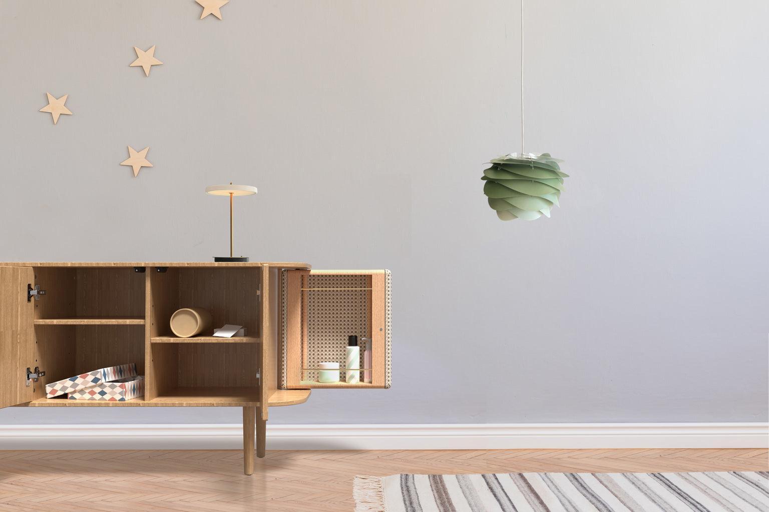 Komoda TREASURES rattan z dębem UMAGE Eye on Design